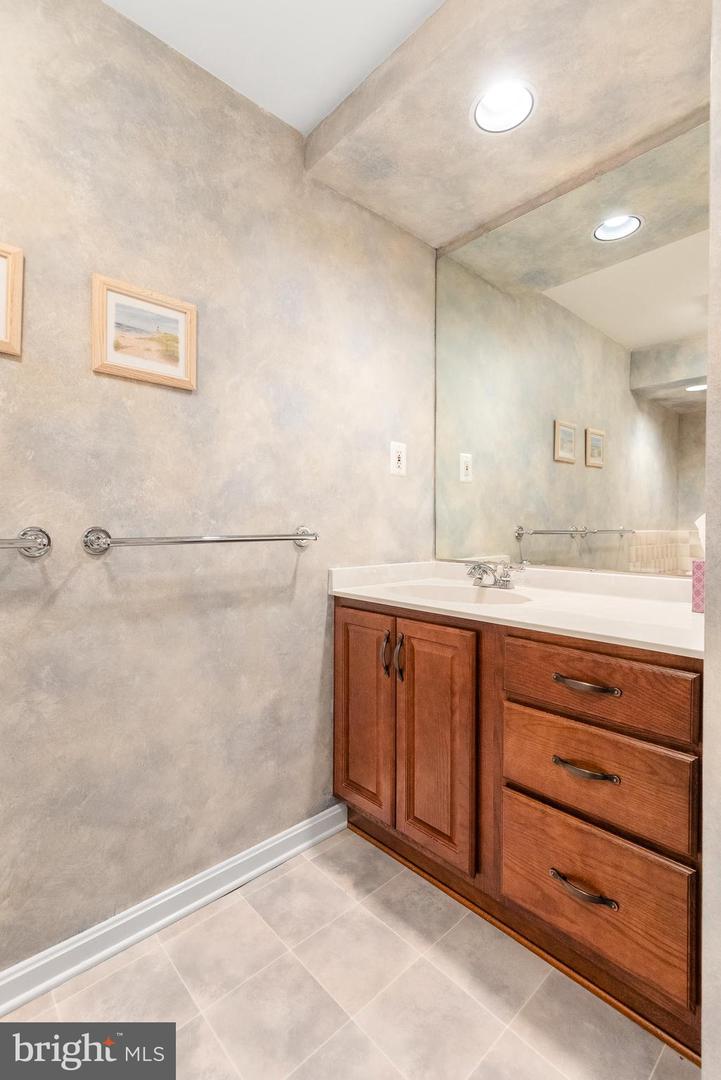 8508 ARDFOUR LN, ANNANDALE, Virginia 22003, 6 Bedrooms Bedrooms, ,4 BathroomsBathrooms,Residential,For sale,8508 ARDFOUR LN,VAFX2245758 MLS # VAFX2245758