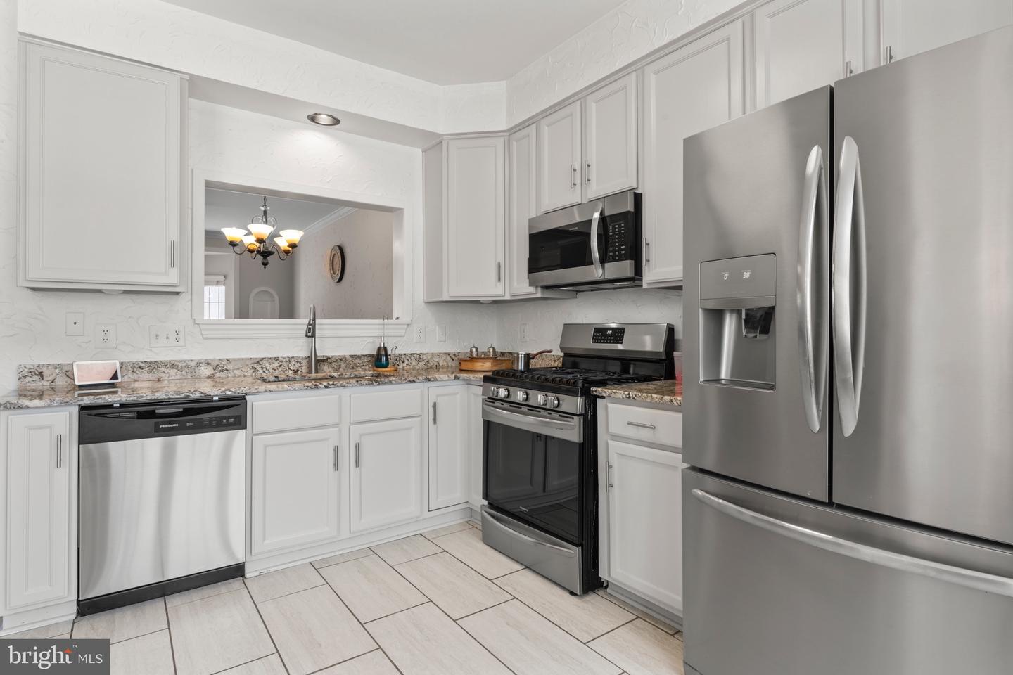 14063 MADRIGAL DR, WOODBRIDGE, Virginia 22193, 3 Bedrooms Bedrooms, ,2 BathroomsBathrooms,Residential,For sale,14063 MADRIGAL DR,VAPW2096374 MLS # VAPW2096374