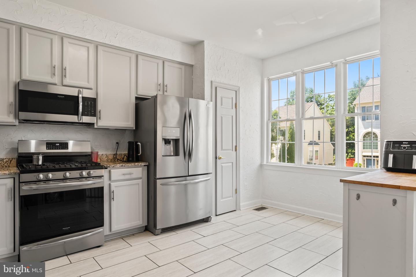 14063 MADRIGAL DR, WOODBRIDGE, Virginia 22193, 3 Bedrooms Bedrooms, ,2 BathroomsBathrooms,Residential,For sale,14063 MADRIGAL DR,VAPW2096374 MLS # VAPW2096374