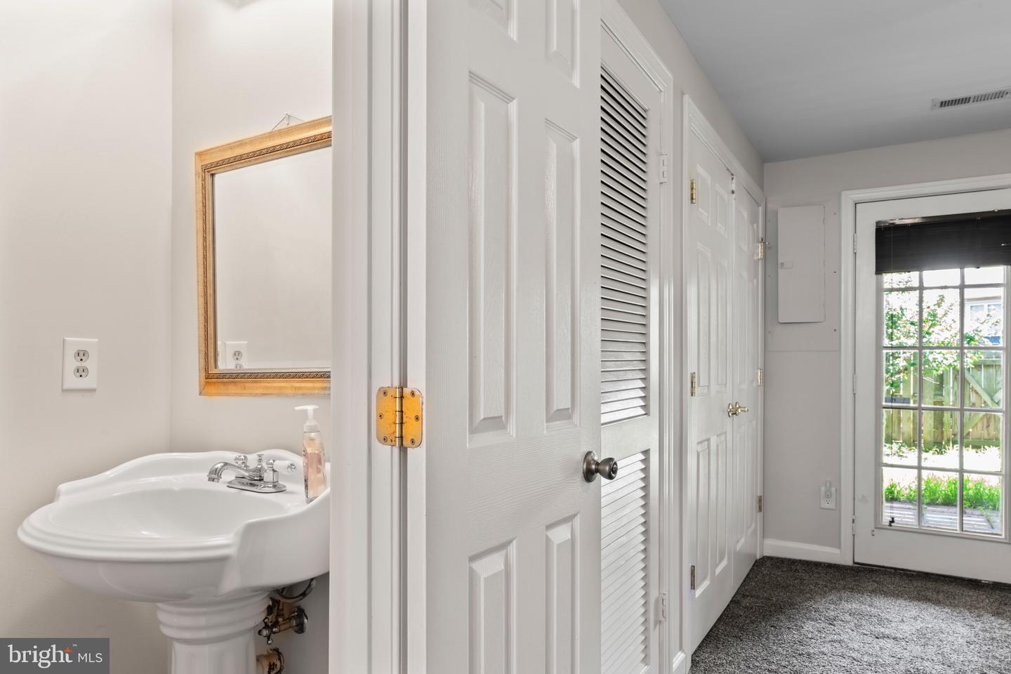 14063 MADRIGAL DR, WOODBRIDGE, Virginia 22193, 3 Bedrooms Bedrooms, ,2 BathroomsBathrooms,Residential,For sale,14063 MADRIGAL DR,VAPW2096374 MLS # VAPW2096374
