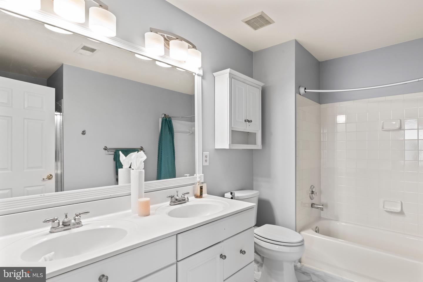 14063 MADRIGAL DR, WOODBRIDGE, Virginia 22193, 3 Bedrooms Bedrooms, ,2 BathroomsBathrooms,Residential,For sale,14063 MADRIGAL DR,VAPW2096374 MLS # VAPW2096374