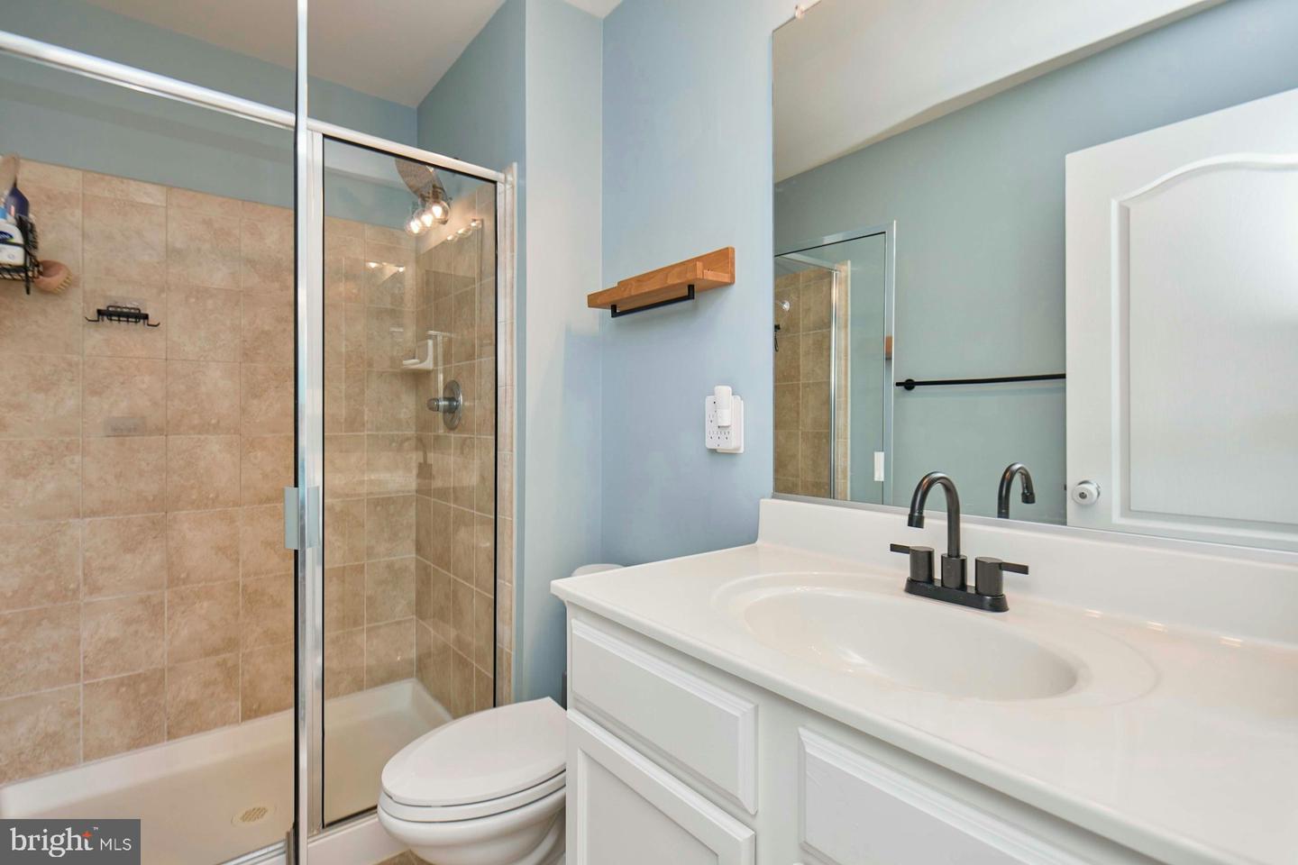 25133 HUMMOCKY TER, ALDIE, Virginia 20105, 4 Bedrooms Bedrooms, ,3 BathroomsBathrooms,Residential,For sale,25133 HUMMOCKY TER,VALO2098856 MLS # VALO2098856