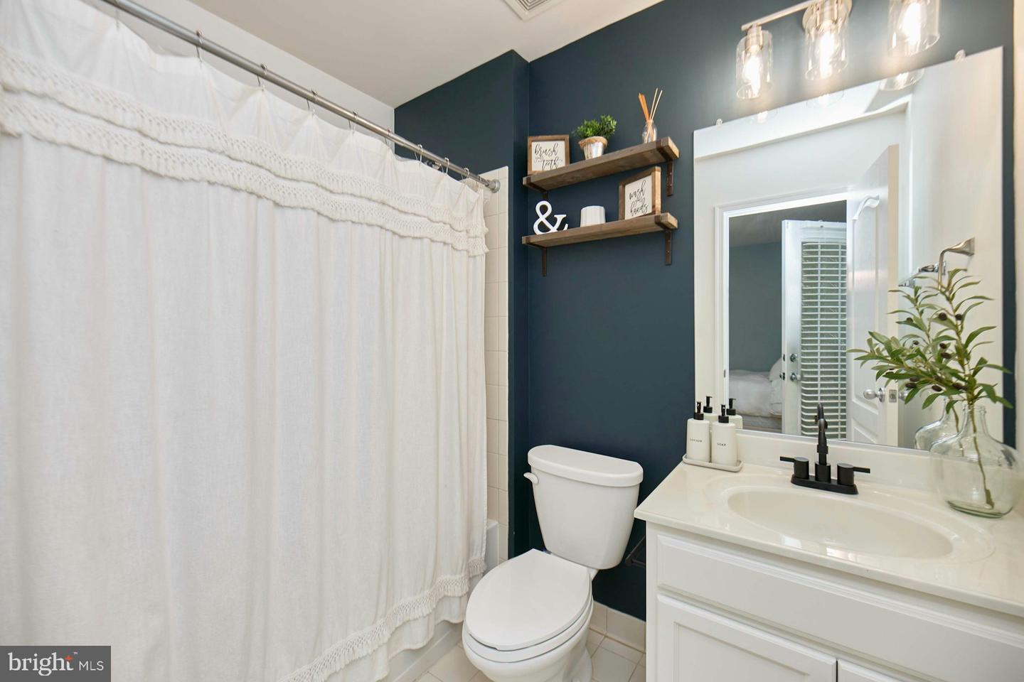 25133 HUMMOCKY TER, ALDIE, Virginia 20105, 4 Bedrooms Bedrooms, ,3 BathroomsBathrooms,Residential,For sale,25133 HUMMOCKY TER,VALO2098856 MLS # VALO2098856