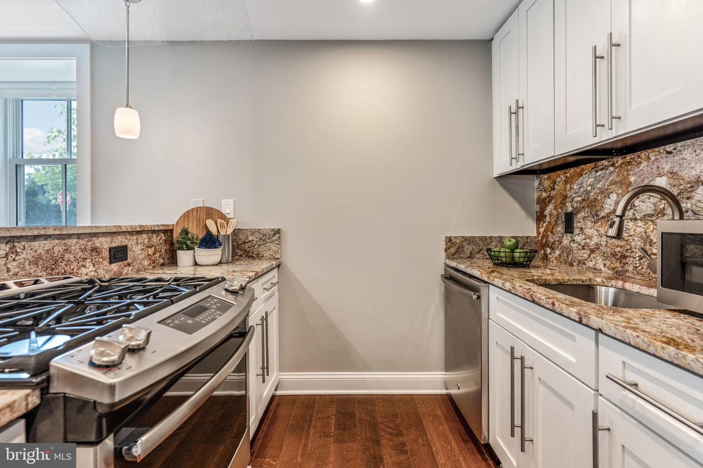 400 21ST ST NE #1, WASHINGTON, District Of Columbia 20002, 2 Bedrooms Bedrooms, ,2 BathroomsBathrooms,Residential,For sale,400 21ST ST NE #1,DCDC2204550 MLS # DCDC2204550