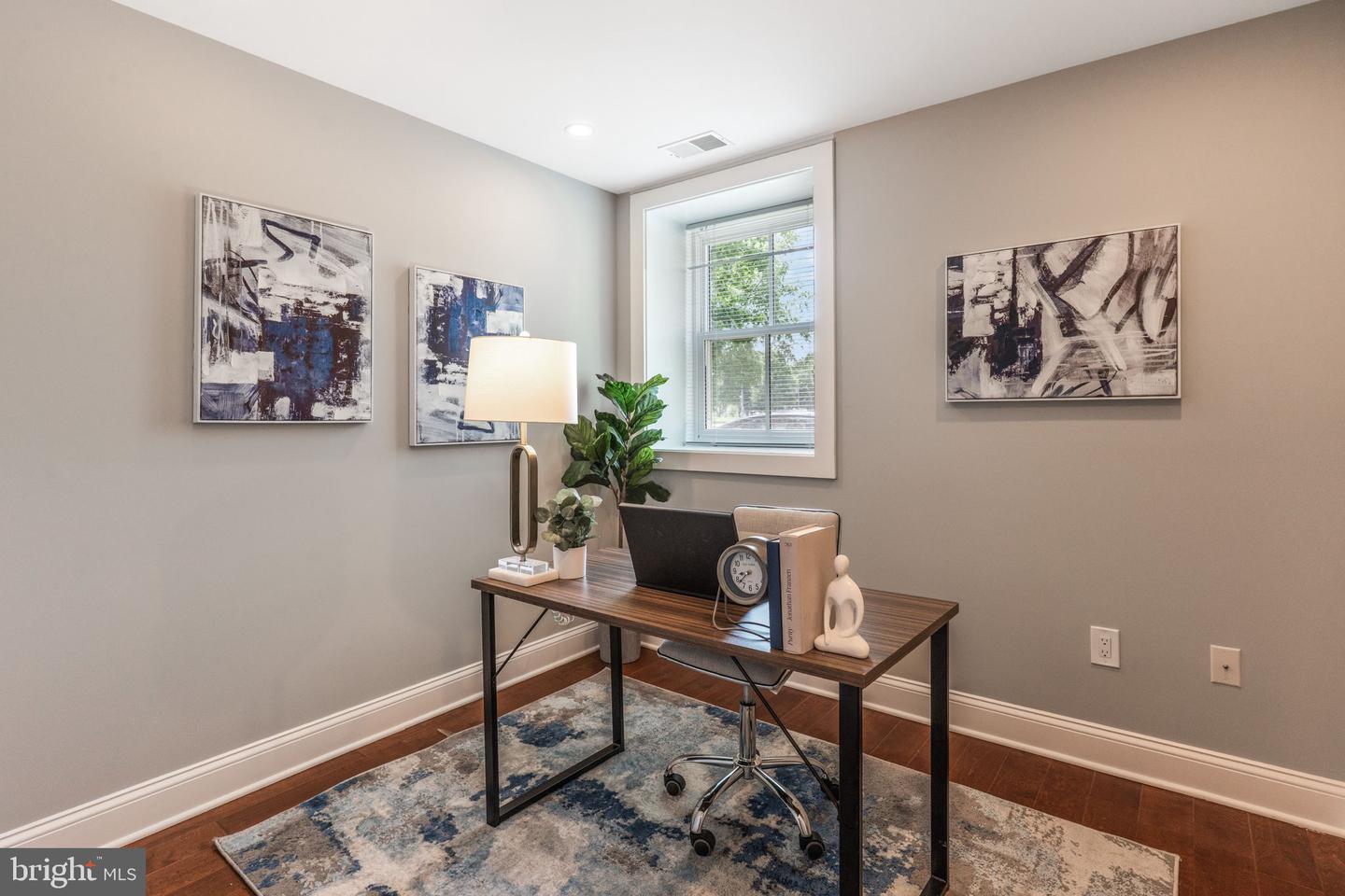 400 21ST ST NE #1, WASHINGTON, District Of Columbia 20002, 2 Bedrooms Bedrooms, ,2 BathroomsBathrooms,Residential,For sale,400 21ST ST NE #1,DCDC2204550 MLS # DCDC2204550