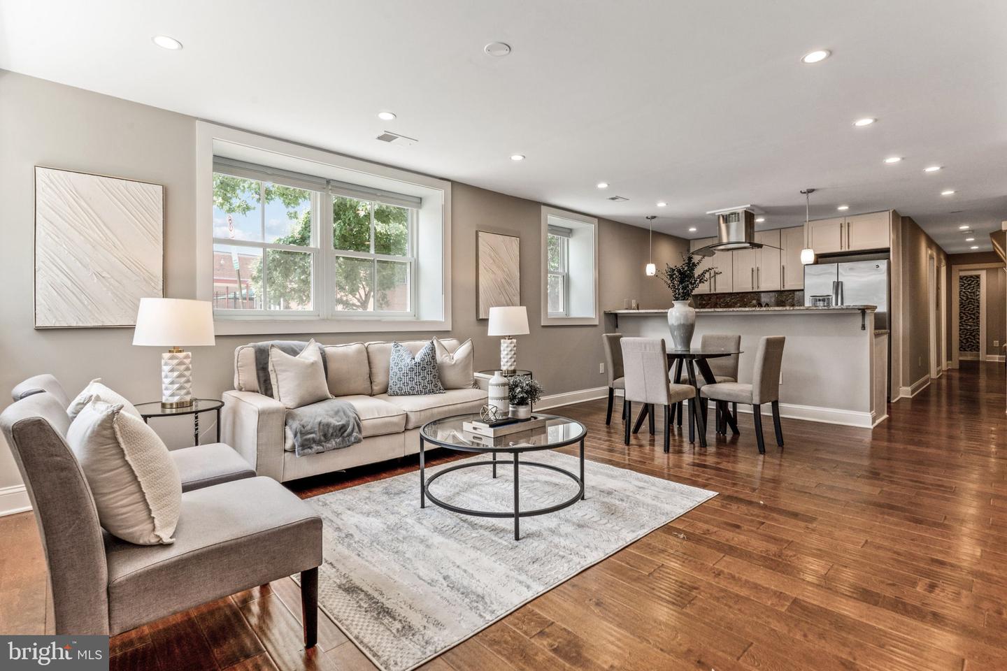 400 21ST ST NE #1, WASHINGTON, District Of Columbia 20002, 2 Bedrooms Bedrooms, ,2 BathroomsBathrooms,Residential,For sale,400 21ST ST NE #1,DCDC2204550 MLS # DCDC2204550