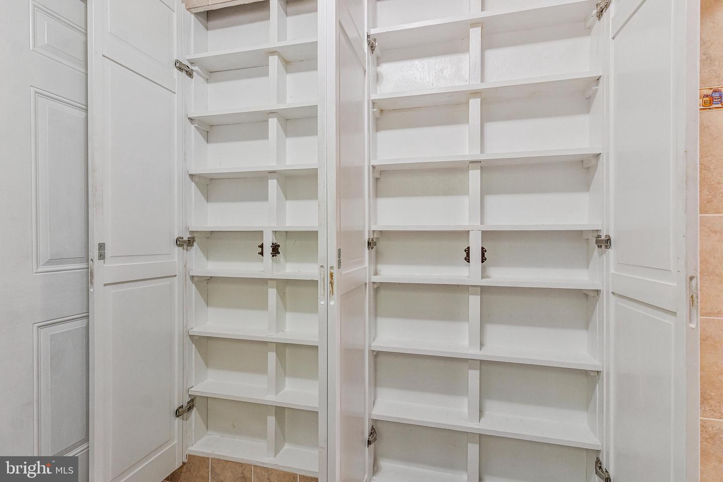 1519 N CHAMBLISS ST, ALEXANDRIA, Virginia 22312, 4 Bedrooms Bedrooms, ,3 BathroomsBathrooms,Residential,For sale,1519 N CHAMBLISS ST,VAAX2046250 MLS # VAAX2046250