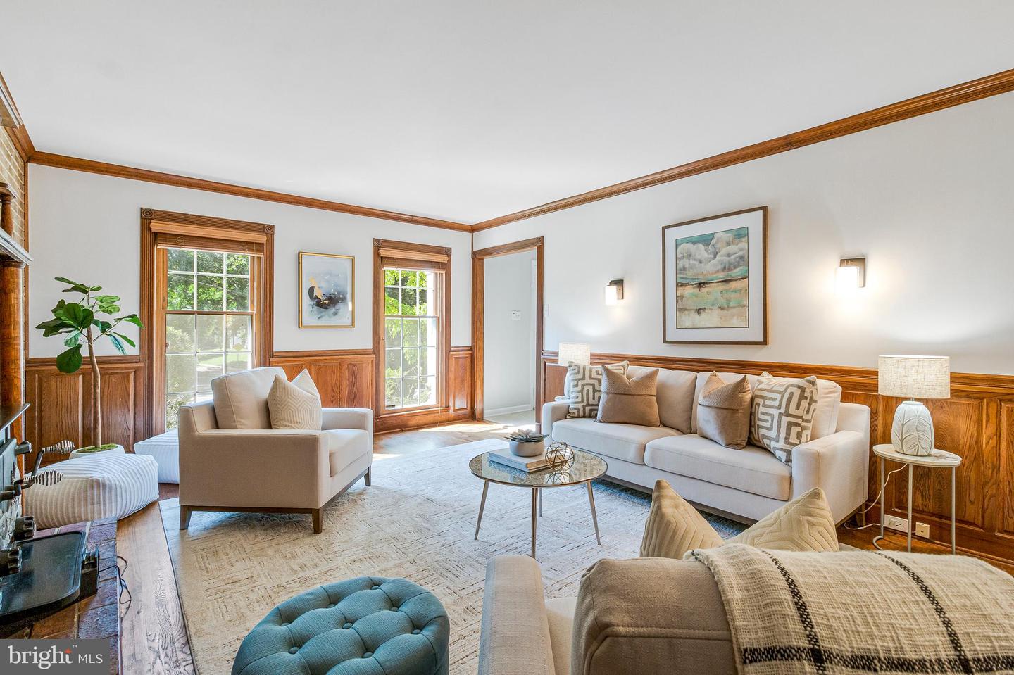 1519 N CHAMBLISS ST, ALEXANDRIA, Virginia 22312, 4 Bedrooms Bedrooms, ,3 BathroomsBathrooms,Residential,For sale,1519 N CHAMBLISS ST,VAAX2046250 MLS # VAAX2046250