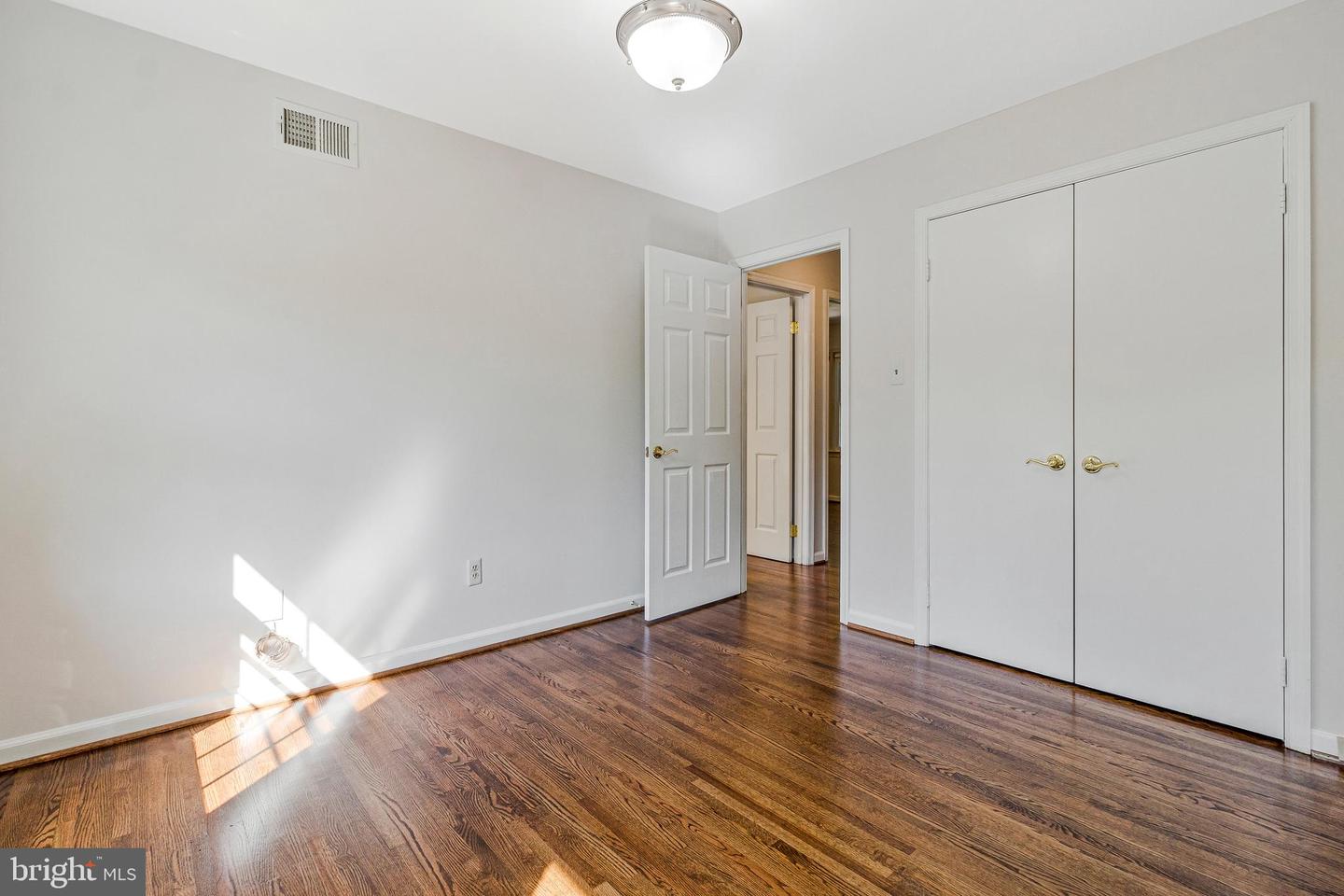 1519 N CHAMBLISS ST, ALEXANDRIA, Virginia 22312, 4 Bedrooms Bedrooms, ,3 BathroomsBathrooms,Residential,For sale,1519 N CHAMBLISS ST,VAAX2046250 MLS # VAAX2046250
