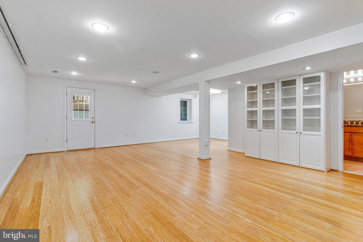 1519 N CHAMBLISS ST, ALEXANDRIA, Virginia 22312, 4 Bedrooms Bedrooms, ,3 BathroomsBathrooms,Residential,For sale,1519 N CHAMBLISS ST,VAAX2046250 MLS # VAAX2046250