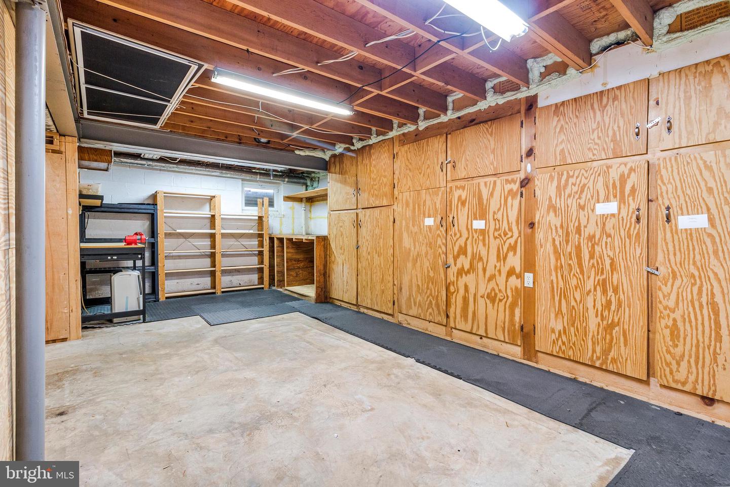 1519 N CHAMBLISS ST, ALEXANDRIA, Virginia 22312, 4 Bedrooms Bedrooms, ,3 BathroomsBathrooms,Residential,For sale,1519 N CHAMBLISS ST,VAAX2046250 MLS # VAAX2046250