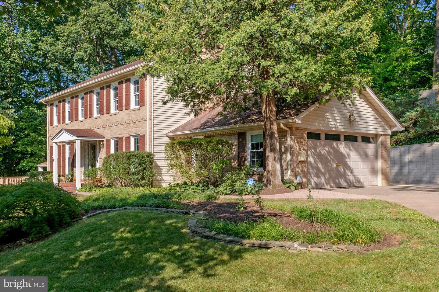1519 N CHAMBLISS ST, ALEXANDRIA, Virginia 22312, 4 Bedrooms Bedrooms, ,3 BathroomsBathrooms,Residential,For sale,1519 N CHAMBLISS ST,VAAX2046250 MLS # VAAX2046250