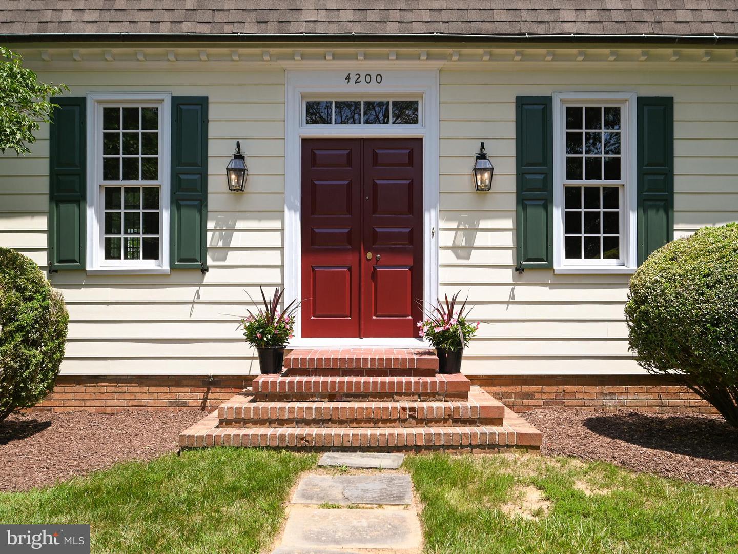 4200 MAPLE TREE CT, ALEXANDRIA, Virginia 22304, 4 Bedrooms Bedrooms, 17 Rooms Rooms,3 BathroomsBathrooms,Residential,For sale,4200 MAPLE TREE CT,VAAX2046276 MLS # VAAX2046276