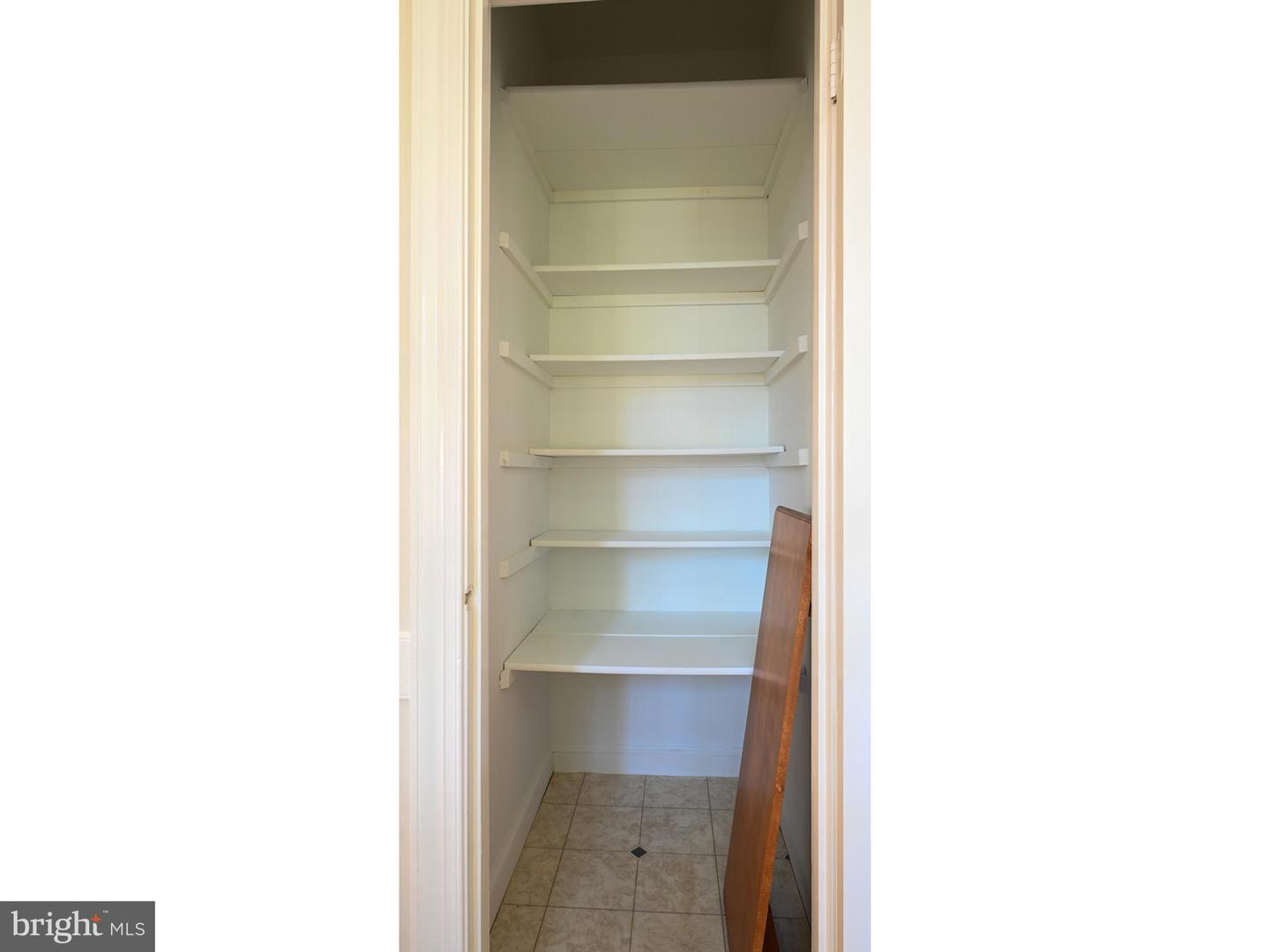 4200 MAPLE TREE CT, ALEXANDRIA, Virginia 22304, 4 Bedrooms Bedrooms, 17 Rooms Rooms,3 BathroomsBathrooms,Residential,For sale,4200 MAPLE TREE CT,VAAX2046276 MLS # VAAX2046276