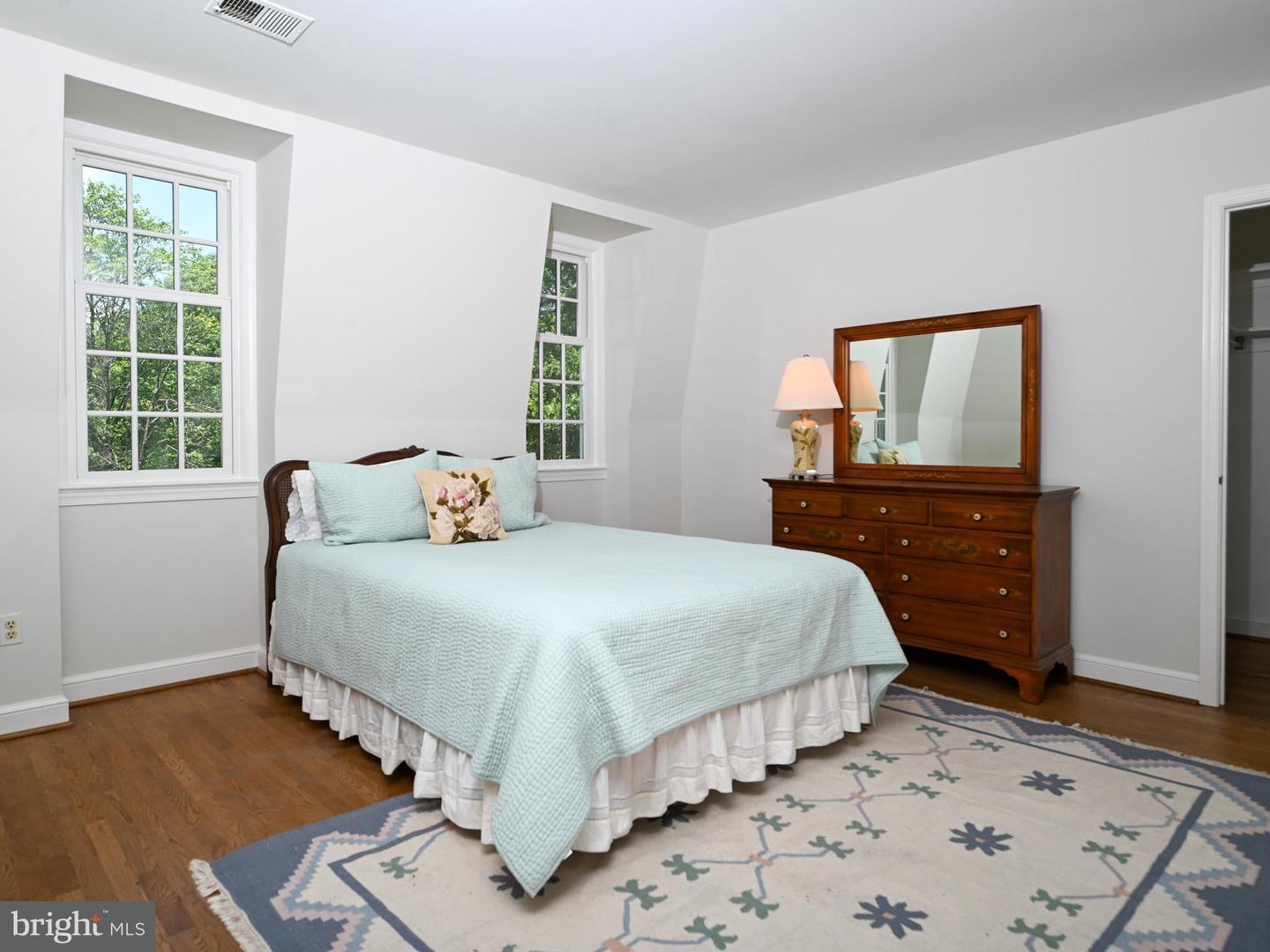 4200 MAPLE TREE CT, ALEXANDRIA, Virginia 22304, 4 Bedrooms Bedrooms, 17 Rooms Rooms,3 BathroomsBathrooms,Residential,For sale,4200 MAPLE TREE CT,VAAX2046276 MLS # VAAX2046276