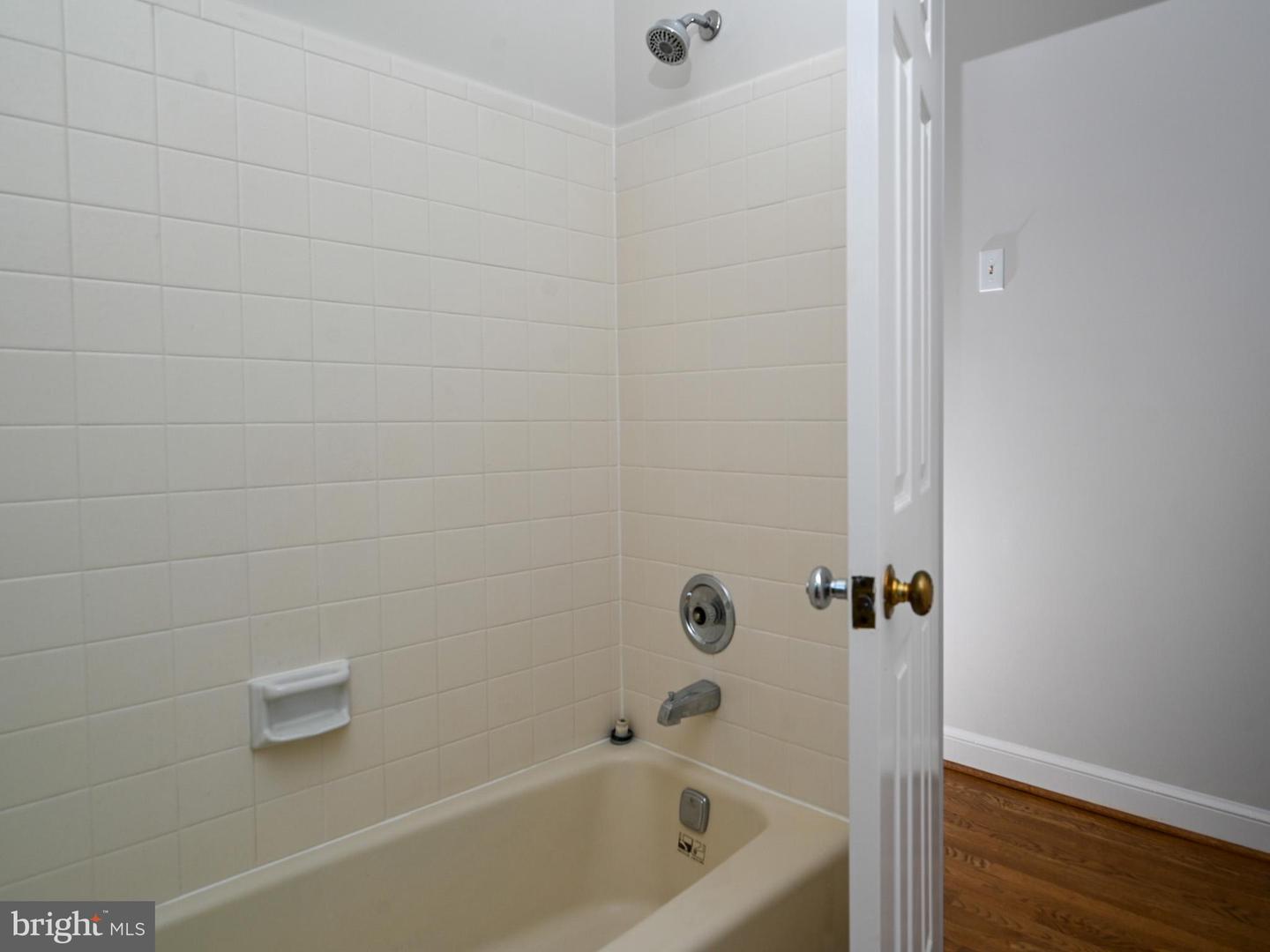 4200 MAPLE TREE CT, ALEXANDRIA, Virginia 22304, 4 Bedrooms Bedrooms, 17 Rooms Rooms,3 BathroomsBathrooms,Residential,For sale,4200 MAPLE TREE CT,VAAX2046276 MLS # VAAX2046276
