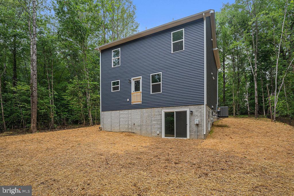 5925 STUBBS BRIDGE RD, MINERAL, Virginia 23117, 6 Bedrooms Bedrooms, ,3 BathroomsBathrooms,Residential,For sale,5925 STUBBS BRIDGE RD,VASP2033824 MLS # VASP2033824