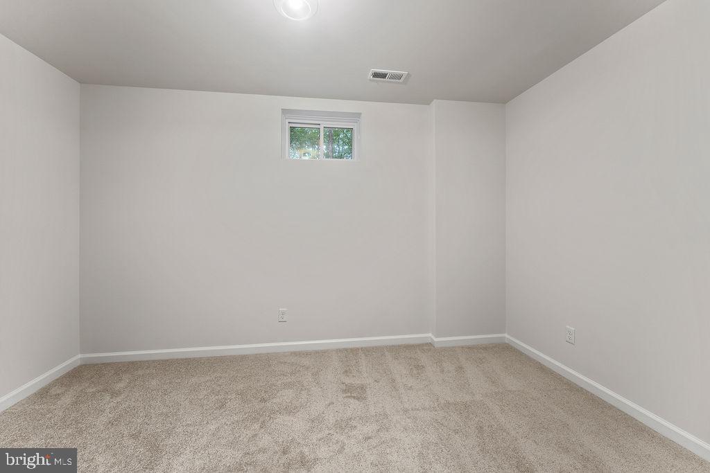 5925 STUBBS BRIDGE RD, MINERAL, Virginia 23117, 6 Bedrooms Bedrooms, ,3 BathroomsBathrooms,Residential,For sale,5925 STUBBS BRIDGE RD,VASP2033824 MLS # VASP2033824