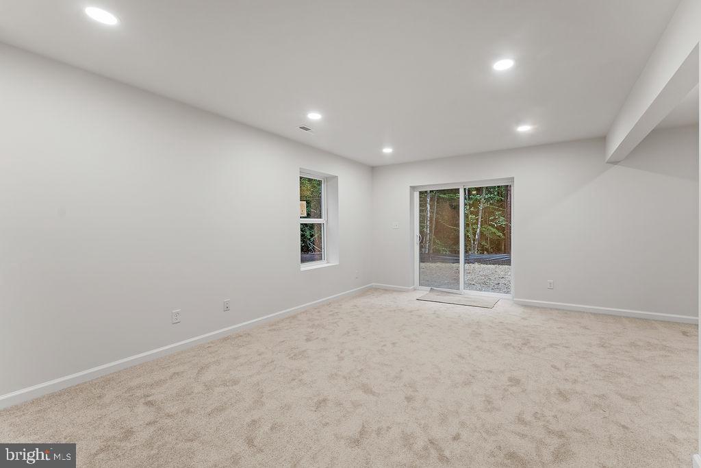 5925 STUBBS BRIDGE RD, MINERAL, Virginia 23117, 6 Bedrooms Bedrooms, ,3 BathroomsBathrooms,Residential,For sale,5925 STUBBS BRIDGE RD,VASP2033824 MLS # VASP2033824