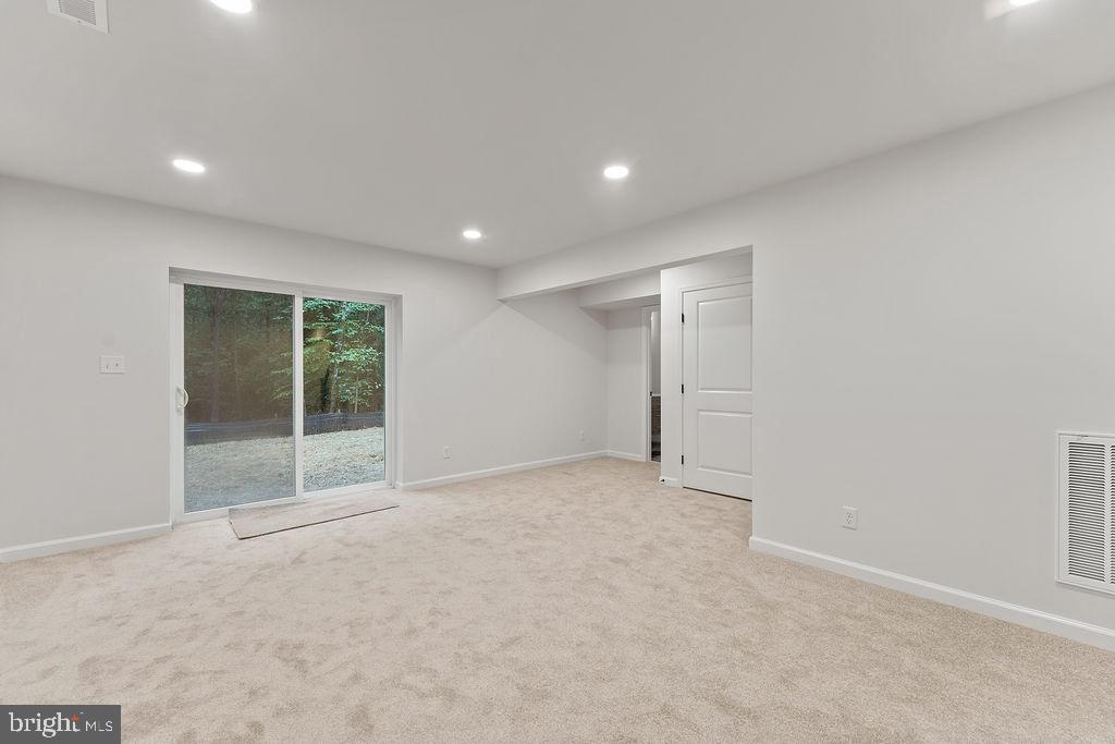 5925 STUBBS BRIDGE RD, MINERAL, Virginia 23117, 6 Bedrooms Bedrooms, ,3 BathroomsBathrooms,Residential,For sale,5925 STUBBS BRIDGE RD,VASP2033824 MLS # VASP2033824