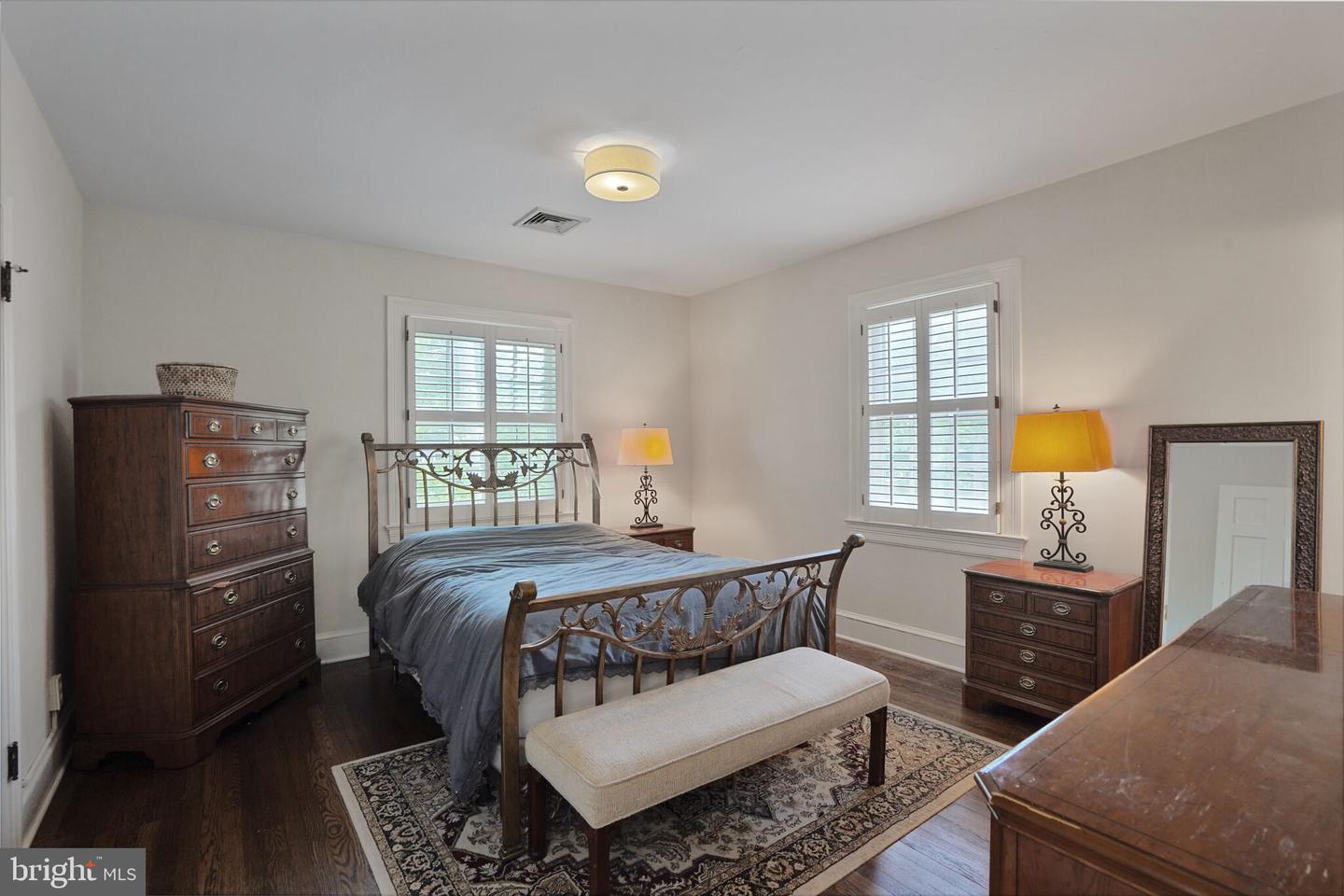 5431 32ND ST NW, WASHINGTON, District Of Columbia 20015, 4 Bedrooms Bedrooms, ,3 BathroomsBathrooms,Residential,For sale,5431 32ND ST NW,DCDC2204960 MLS # DCDC2204960