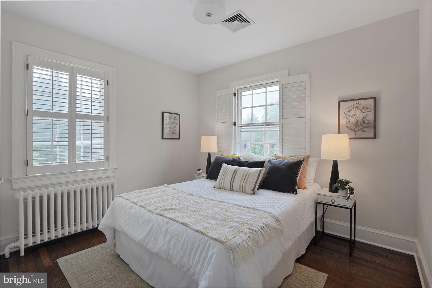 5431 32ND ST NW, WASHINGTON, District Of Columbia 20015, 4 Bedrooms Bedrooms, ,3 BathroomsBathrooms,Residential,For sale,5431 32ND ST NW,DCDC2204960 MLS # DCDC2204960