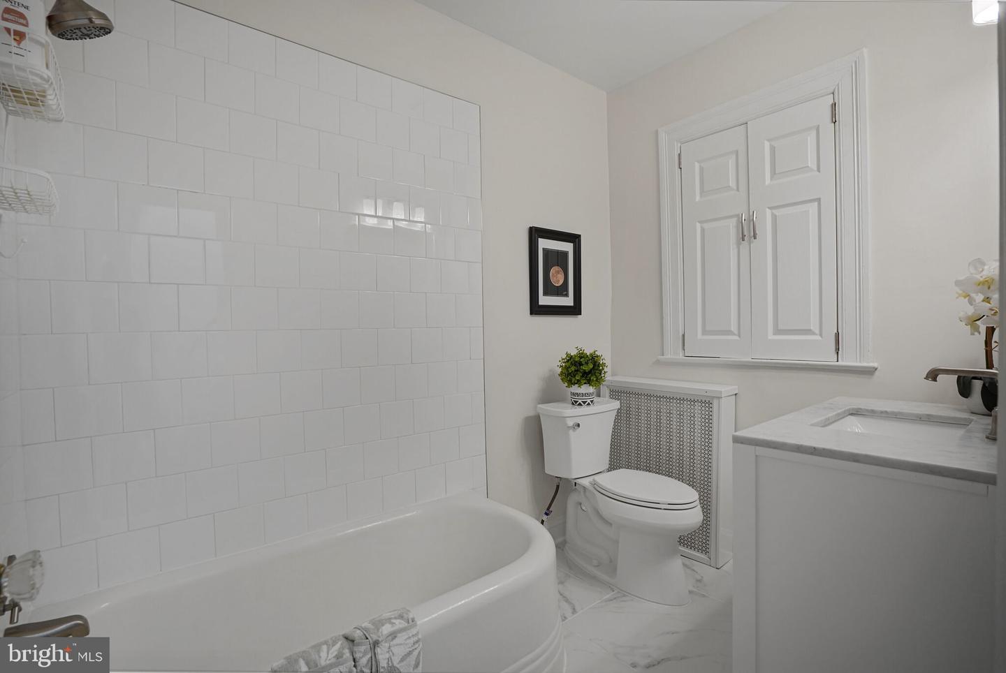 5431 32ND ST NW, WASHINGTON, District Of Columbia 20015, 4 Bedrooms Bedrooms, ,3 BathroomsBathrooms,Residential,For sale,5431 32ND ST NW,DCDC2204960 MLS # DCDC2204960