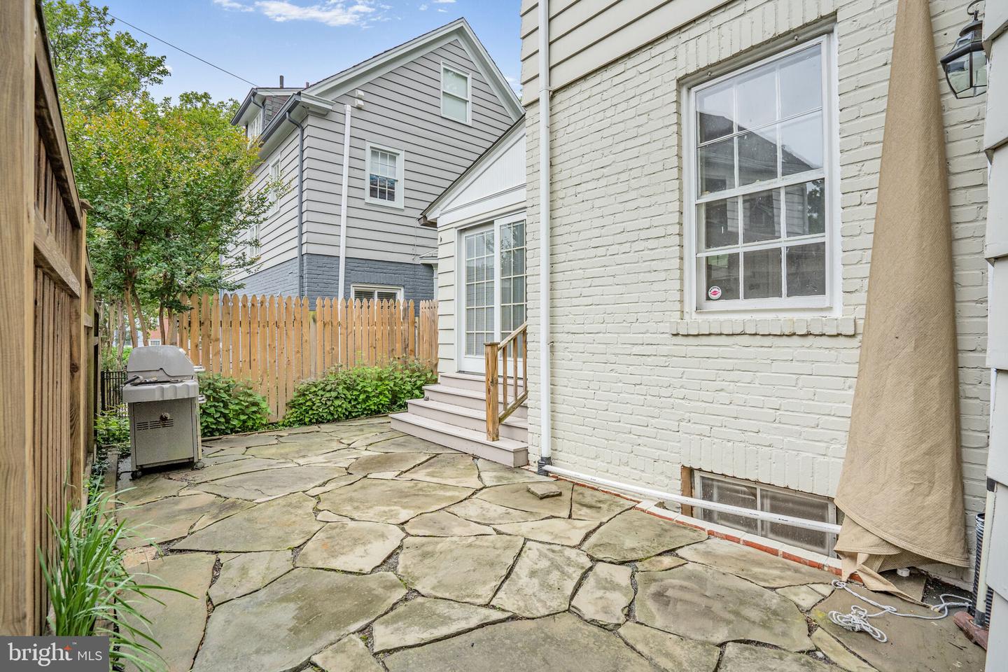 5431 32ND ST NW, WASHINGTON, District Of Columbia 20015, 4 Bedrooms Bedrooms, ,3 BathroomsBathrooms,Residential,For sale,5431 32ND ST NW,DCDC2204960 MLS # DCDC2204960