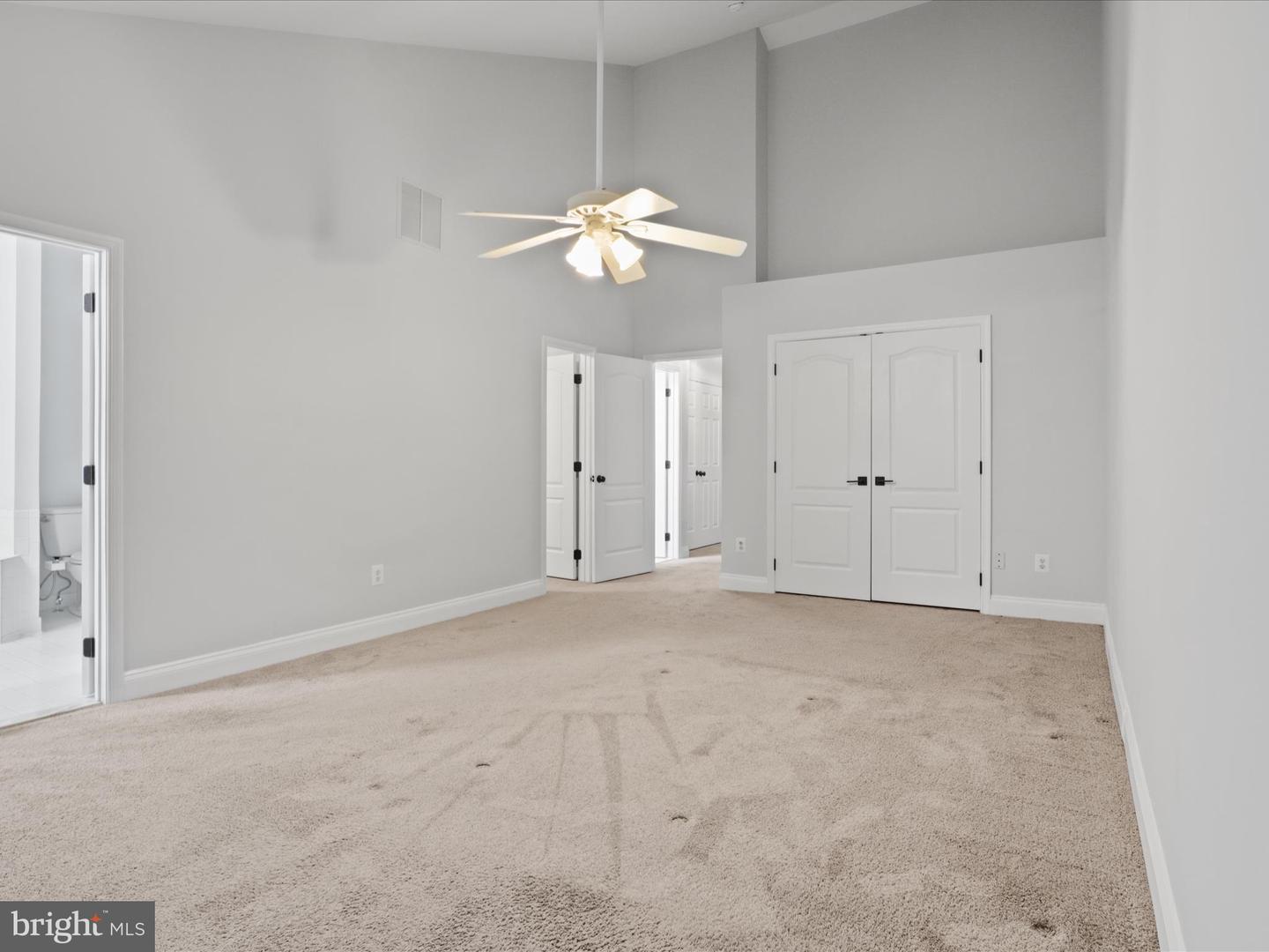 2132 CAPSTONE CIR, HERNDON, Virginia 20170, 3 Bedrooms Bedrooms, 10 Rooms Rooms,2 BathroomsBathrooms,Residential,For sale,2132 CAPSTONE CIR,VAFX2246604 MLS # VAFX2246604
