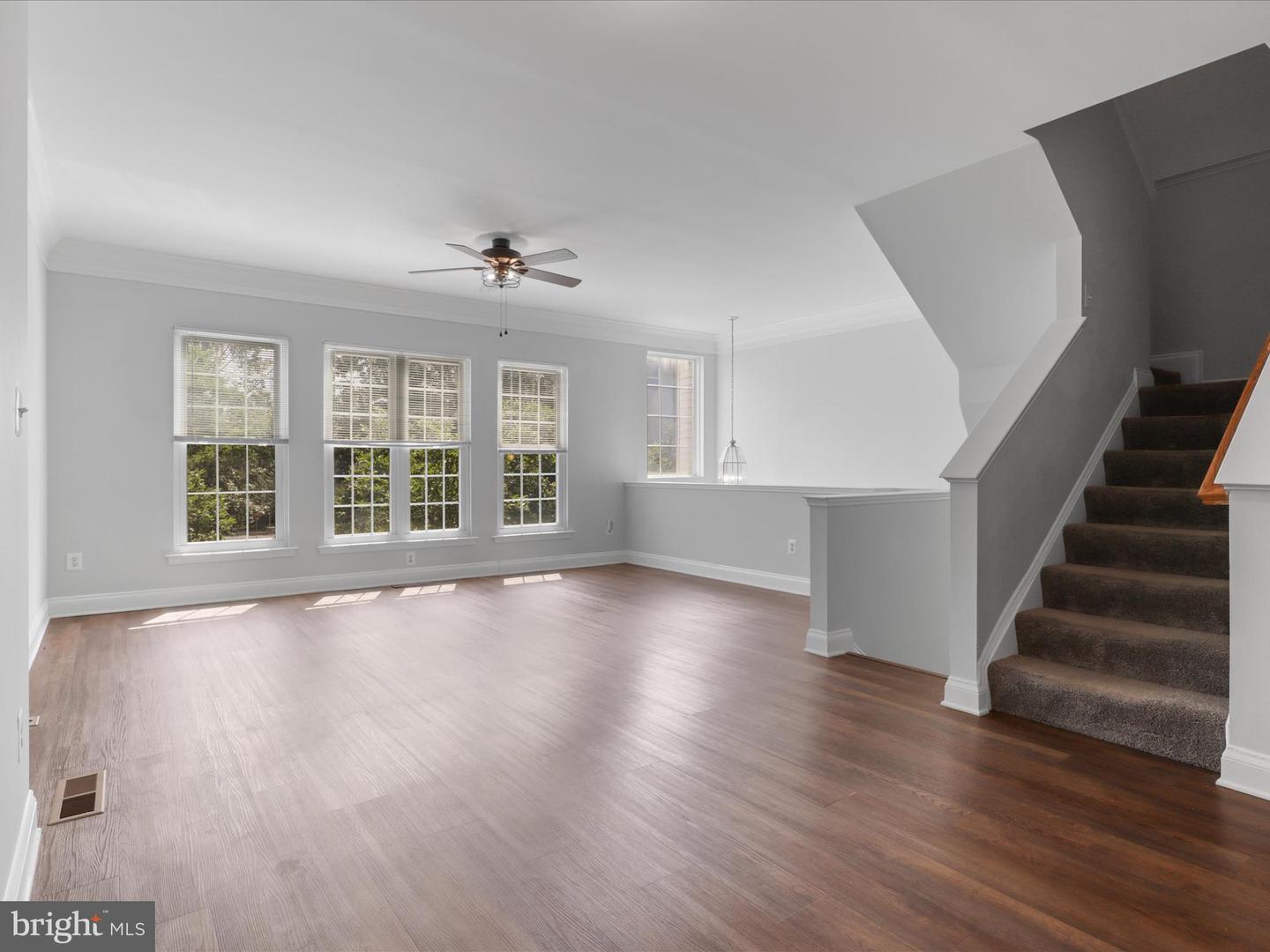 2132 CAPSTONE CIR, HERNDON, Virginia 20170, 3 Bedrooms Bedrooms, 10 Rooms Rooms,2 BathroomsBathrooms,Residential,For sale,2132 CAPSTONE CIR,VAFX2246604 MLS # VAFX2246604