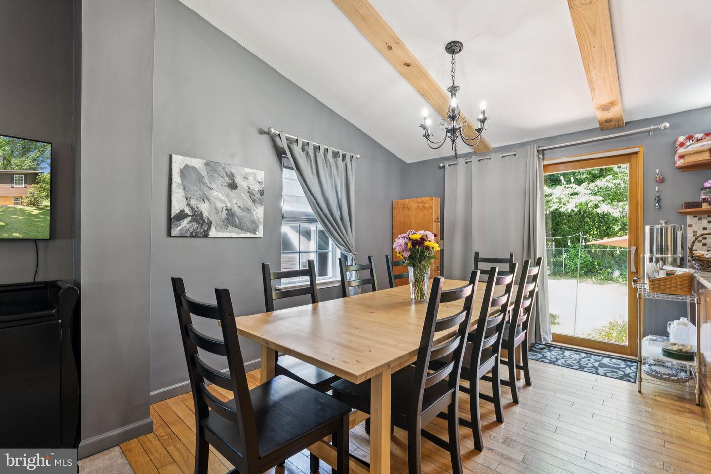 20 S JAMES ST, HAMILTON, Virginia 20158, 4 Bedrooms Bedrooms, ,3 BathroomsBathrooms,Residential,For sale,20 S JAMES ST,VALO2099244 MLS # VALO2099244