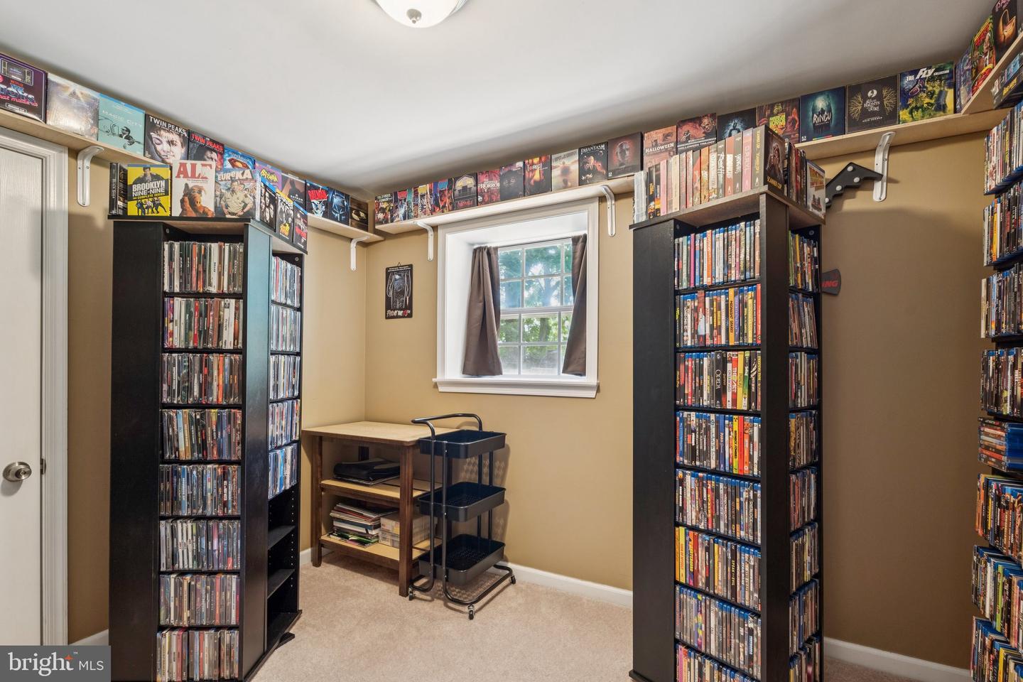 20 S JAMES ST, HAMILTON, Virginia 20158, 4 Bedrooms Bedrooms, ,3 BathroomsBathrooms,Residential,For sale,20 S JAMES ST,VALO2099244 MLS # VALO2099244