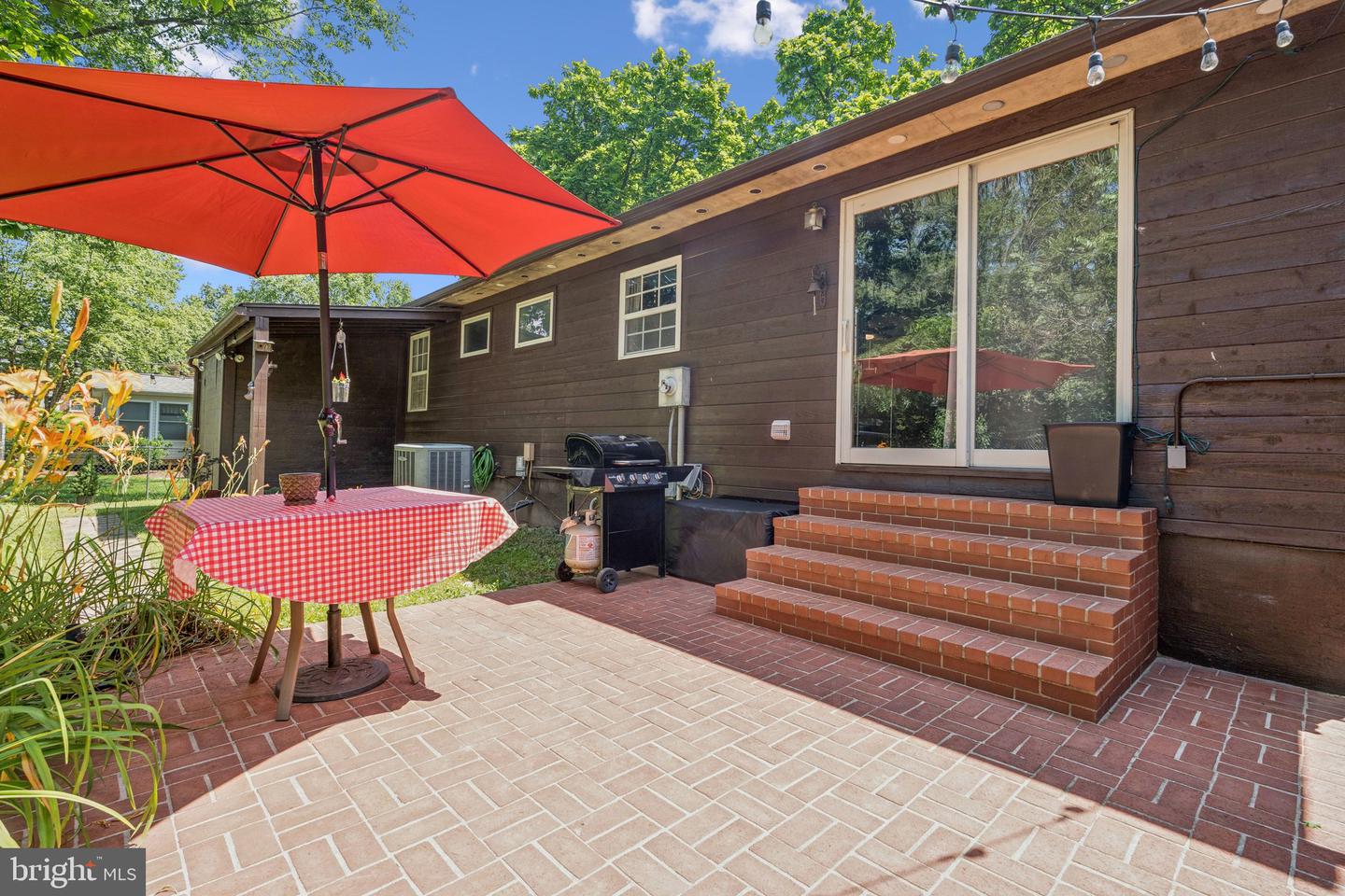 20 S JAMES ST, HAMILTON, Virginia 20158, 4 Bedrooms Bedrooms, ,3 BathroomsBathrooms,Residential,For sale,20 S JAMES ST,VALO2099244 MLS # VALO2099244
