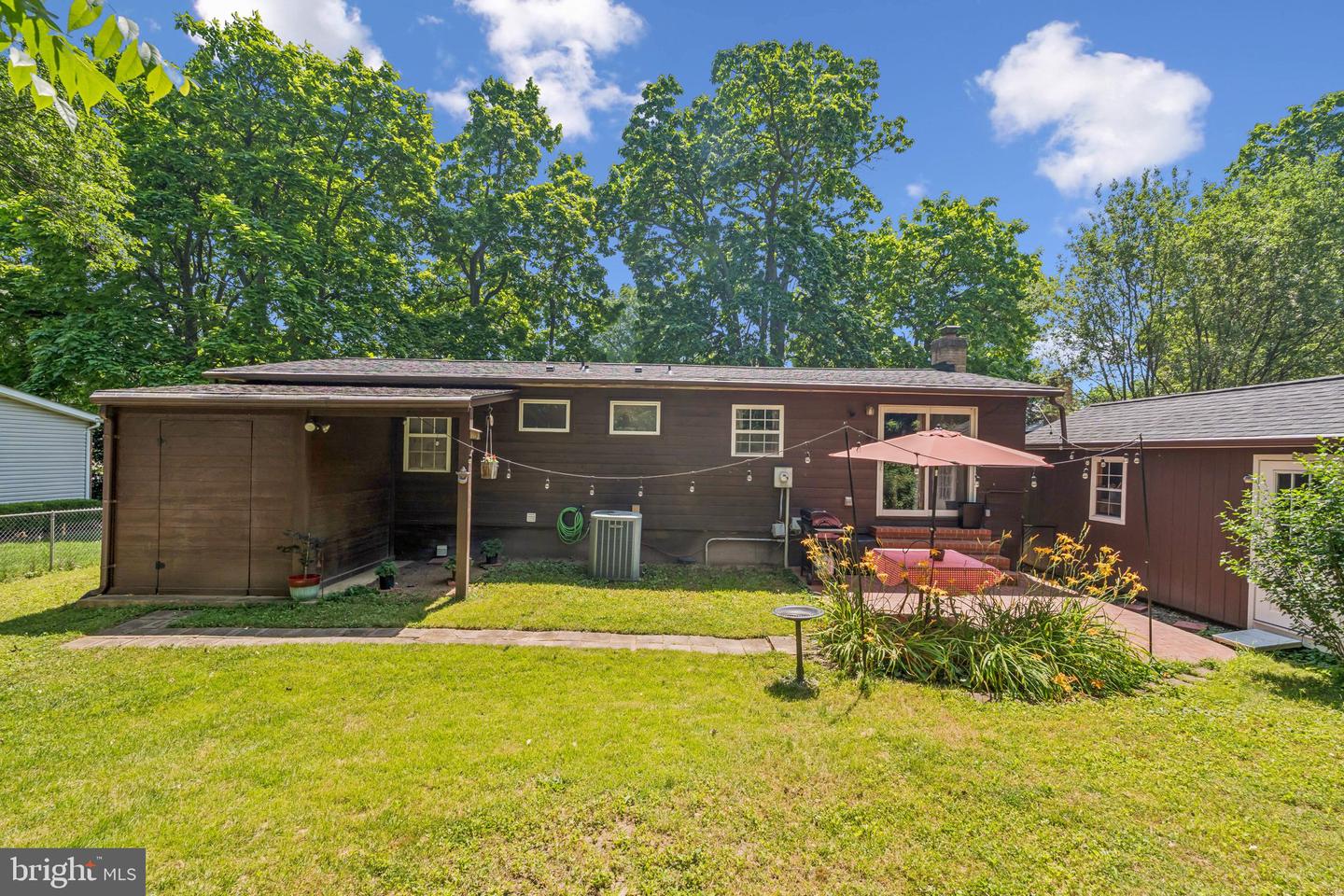 20 S JAMES ST, HAMILTON, Virginia 20158, 4 Bedrooms Bedrooms, ,3 BathroomsBathrooms,Residential,For sale,20 S JAMES ST,VALO2099244 MLS # VALO2099244