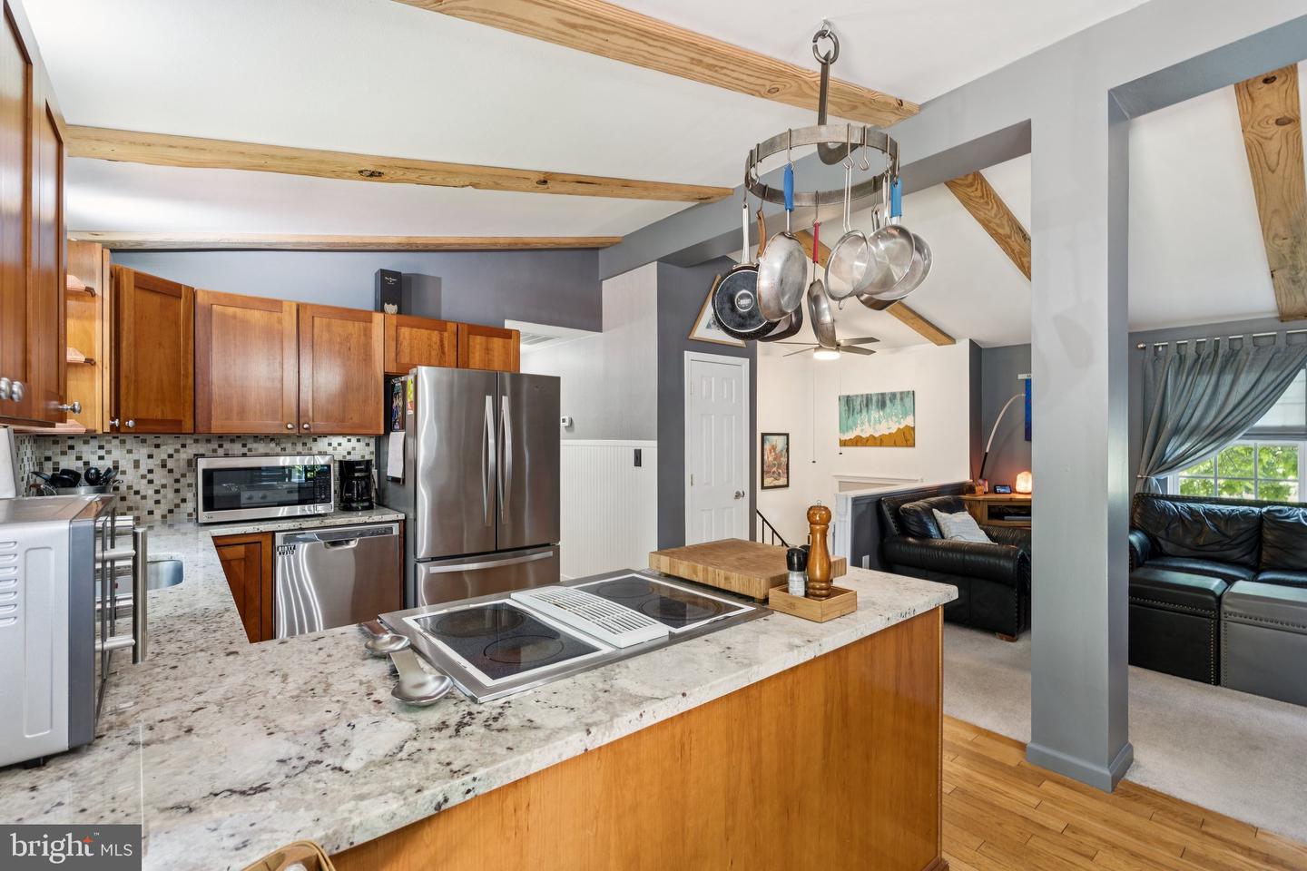 20 S JAMES ST, HAMILTON, Virginia 20158, 4 Bedrooms Bedrooms, ,3 BathroomsBathrooms,Residential,For sale,20 S JAMES ST,VALO2099244 MLS # VALO2099244