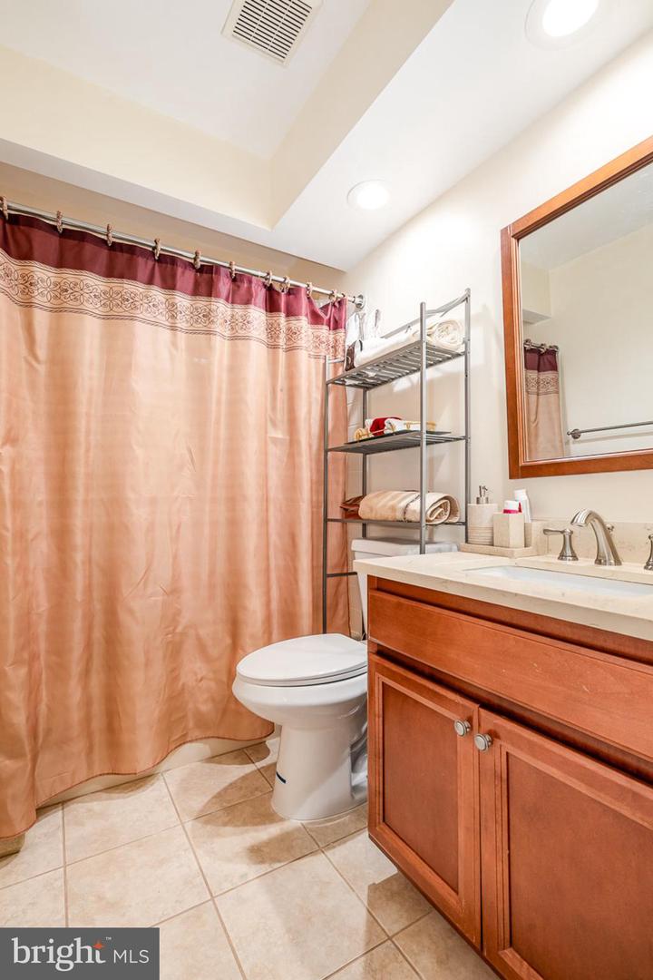 15459 WINDSONG LN, DUMFRIES, Virginia 22025, 3 Bedrooms Bedrooms, ,3 BathroomsBathrooms,Residential,For sale,15459 WINDSONG LN,VAPW2096822 MLS # VAPW2096822
