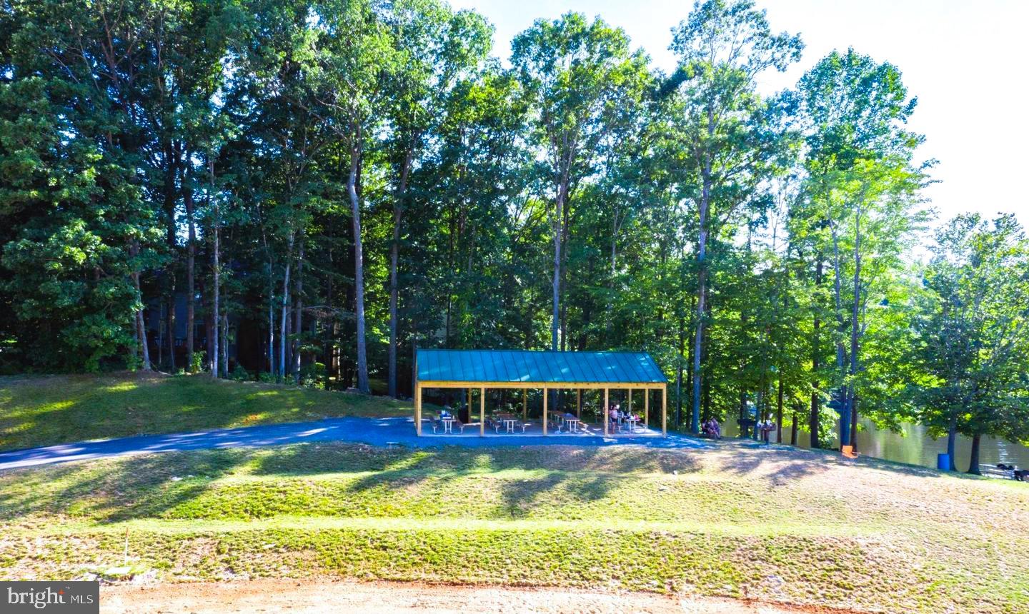 15459 WINDSONG LN, DUMFRIES, Virginia 22025, 3 Bedrooms Bedrooms, ,3 BathroomsBathrooms,Residential,For sale,15459 WINDSONG LN,VAPW2096822 MLS # VAPW2096822