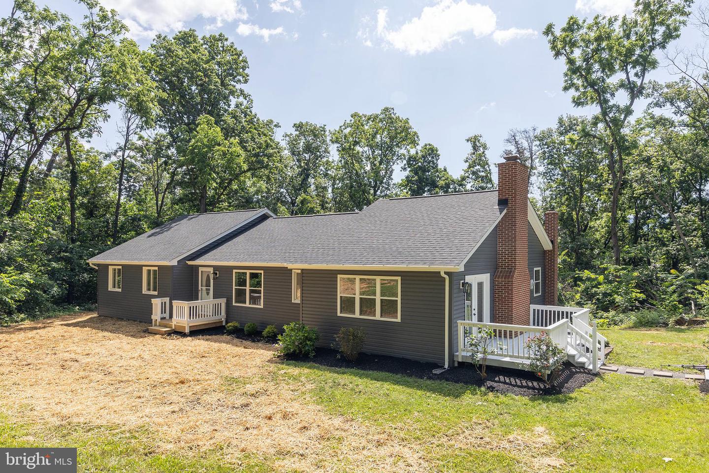 230 BLUE BELL LN, STRASBURG, Virginia 22657, 3 Bedrooms Bedrooms, ,2 BathroomsBathrooms,Residential,For sale,230 BLUE BELL LN,VASH2011694 MLS # VASH2011694