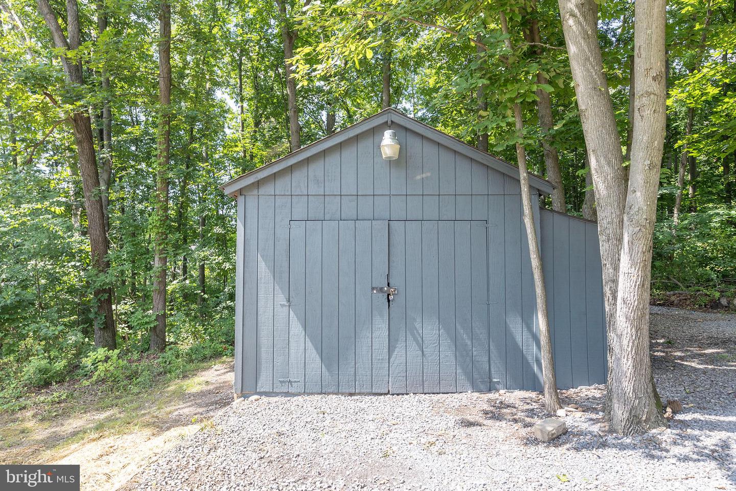 230 BLUE BELL LN, STRASBURG, Virginia 22657, 3 Bedrooms Bedrooms, ,2 BathroomsBathrooms,Residential,For sale,230 BLUE BELL LN,VASH2011694 MLS # VASH2011694