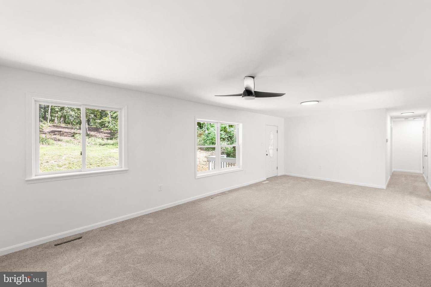 230 BLUE BELL LN, STRASBURG, Virginia 22657, 3 Bedrooms Bedrooms, ,2 BathroomsBathrooms,Residential,For sale,230 BLUE BELL LN,VASH2011694 MLS # VASH2011694