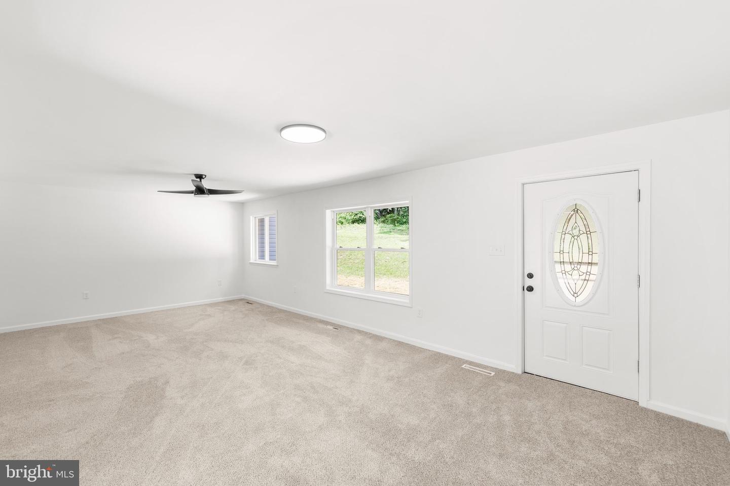 230 BLUE BELL LN, STRASBURG, Virginia 22657, 3 Bedrooms Bedrooms, ,2 BathroomsBathrooms,Residential,For sale,230 BLUE BELL LN,VASH2011694 MLS # VASH2011694