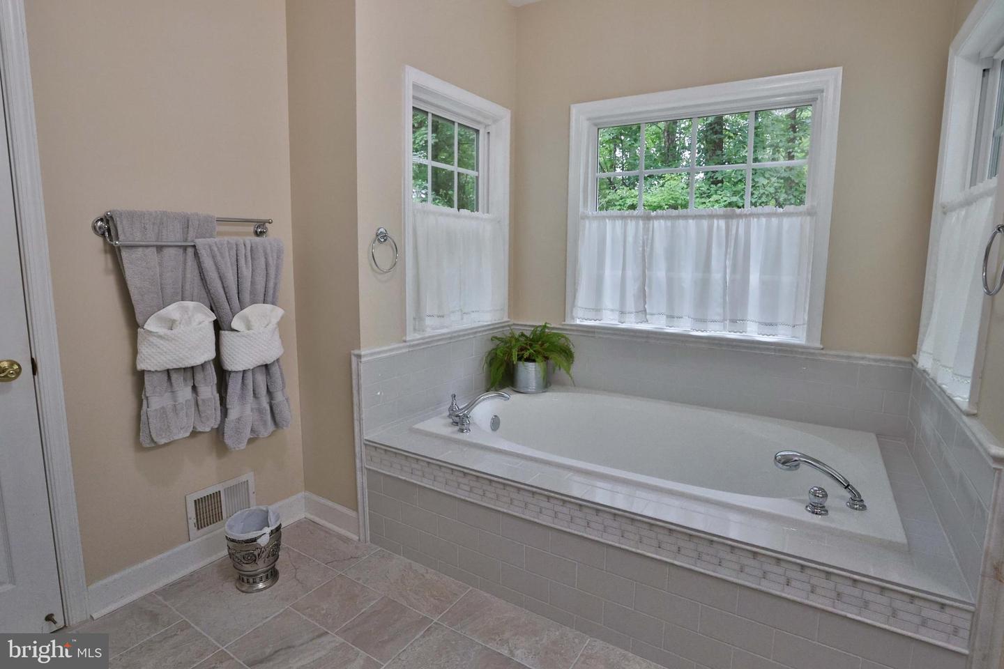 13608 S GENERAL SLOCUM CT, FREDERICKSBURG, Virginia 22407, 4 Bedrooms Bedrooms, ,3 BathroomsBathrooms,Residential,For sale,13608 S GENERAL SLOCUM CT,VASP2033878 MLS # VASP2033878