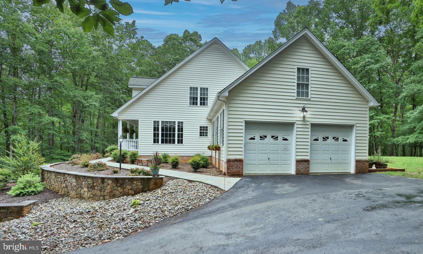 13608 S GENERAL SLOCUM CT, FREDERICKSBURG, Virginia 22407, 4 Bedrooms Bedrooms, ,3 BathroomsBathrooms,Residential,For sale,13608 S GENERAL SLOCUM CT,VASP2033878 MLS # VASP2033878