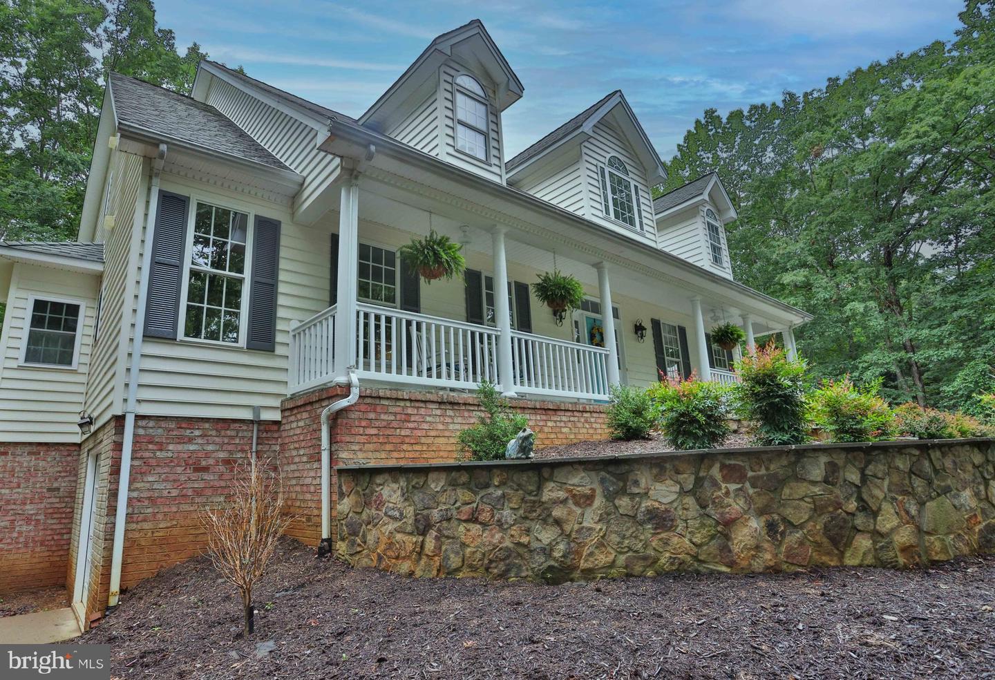 13608 S GENERAL SLOCUM CT, FREDERICKSBURG, Virginia 22407, 4 Bedrooms Bedrooms, ,3 BathroomsBathrooms,Residential,For sale,13608 S GENERAL SLOCUM CT,VASP2033878 MLS # VASP2033878