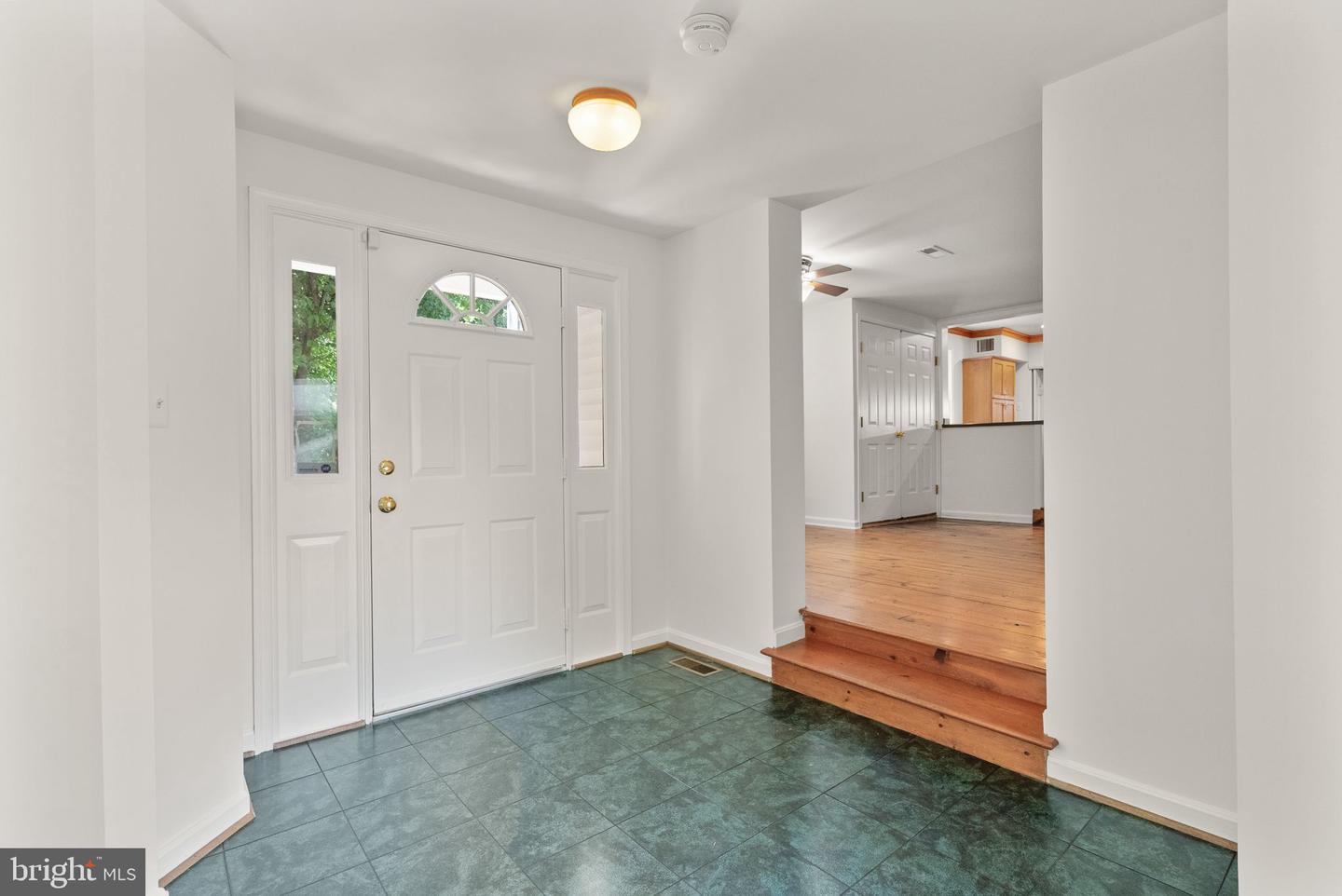 305 UNION ST, OCCOQUAN, Virginia 22125, 4 Bedrooms Bedrooms, ,3 BathroomsBathrooms,Residential,For sale,305 UNION ST,VAPW2096924 MLS # VAPW2096924