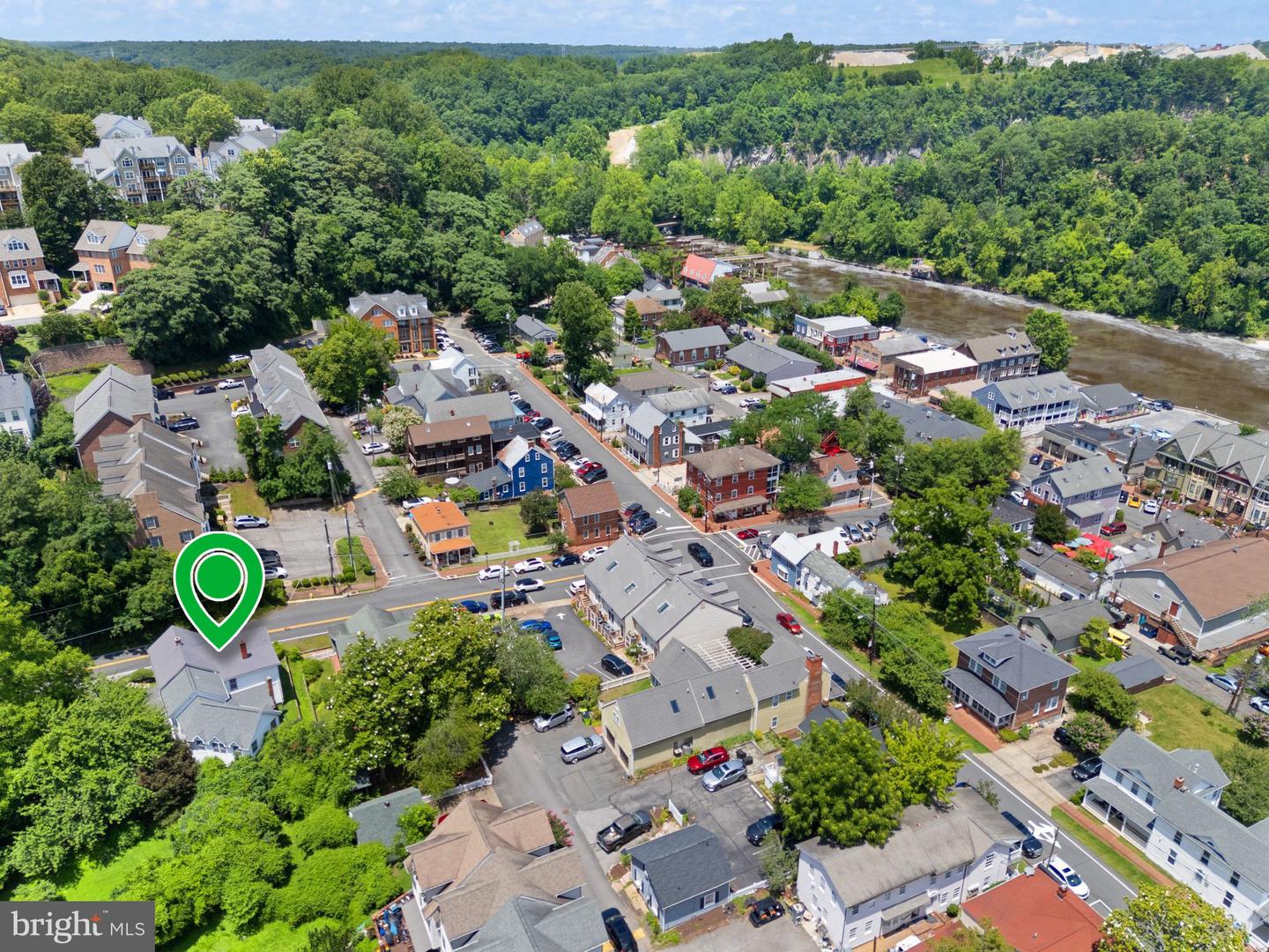 305 UNION ST, OCCOQUAN, Virginia 22125, 4 Bedrooms Bedrooms, ,3 BathroomsBathrooms,Residential,For sale,305 UNION ST,VAPW2096924 MLS # VAPW2096924