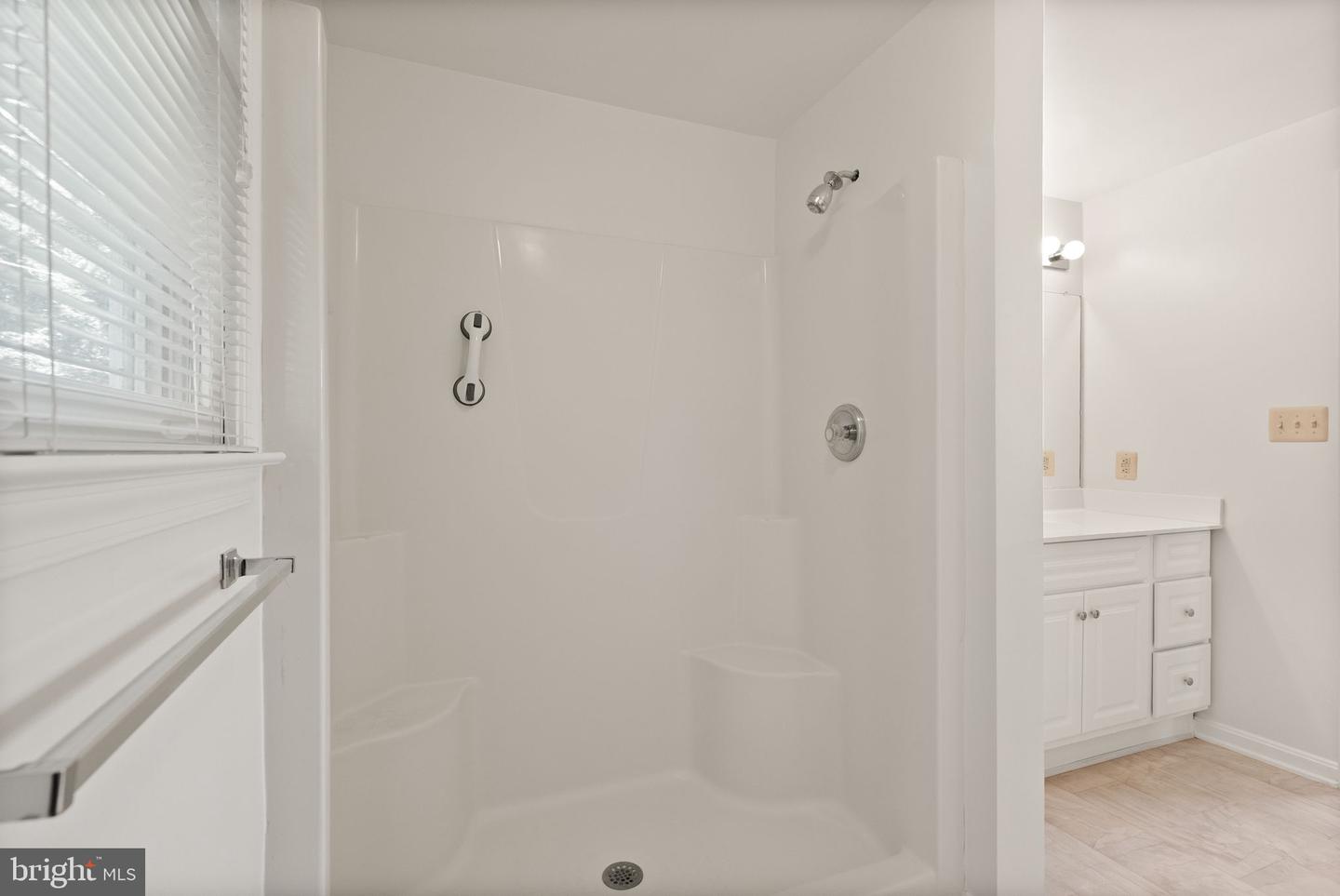 305 UNION ST, OCCOQUAN, Virginia 22125, 4 Bedrooms Bedrooms, ,3 BathroomsBathrooms,Residential,For sale,305 UNION ST,VAPW2096924 MLS # VAPW2096924