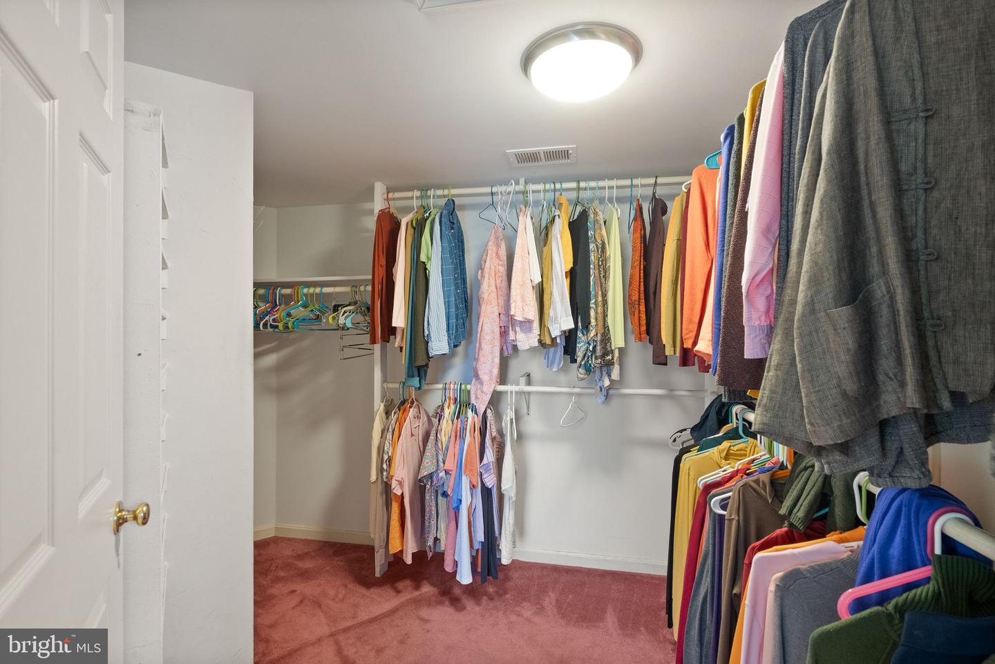 305 UNION ST, OCCOQUAN, Virginia 22125, 4 Bedrooms Bedrooms, ,3 BathroomsBathrooms,Residential,For sale,305 UNION ST,VAPW2096924 MLS # VAPW2096924