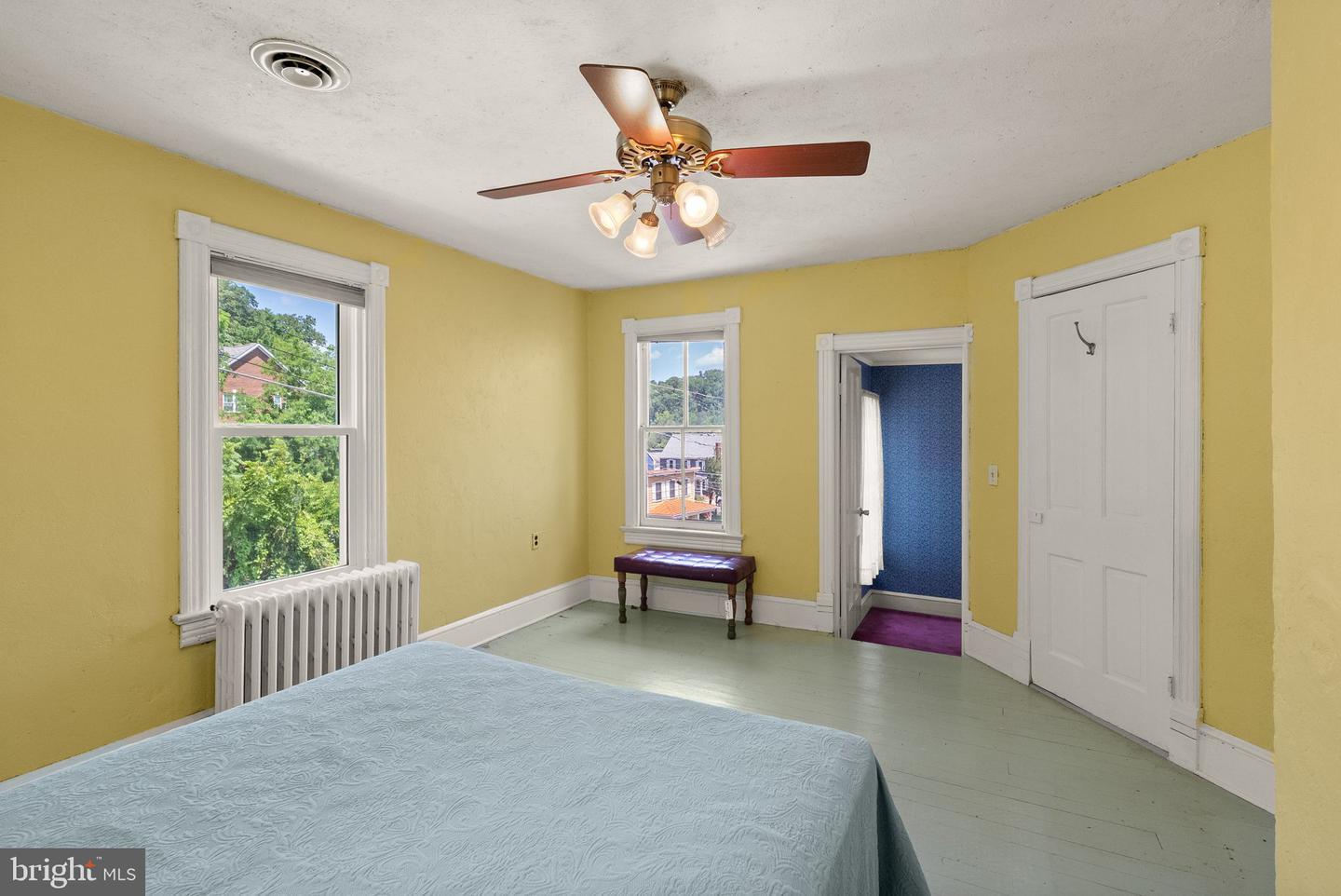 305 UNION ST, OCCOQUAN, Virginia 22125, 4 Bedrooms Bedrooms, ,3 BathroomsBathrooms,Residential,For sale,305 UNION ST,VAPW2096924 MLS # VAPW2096924