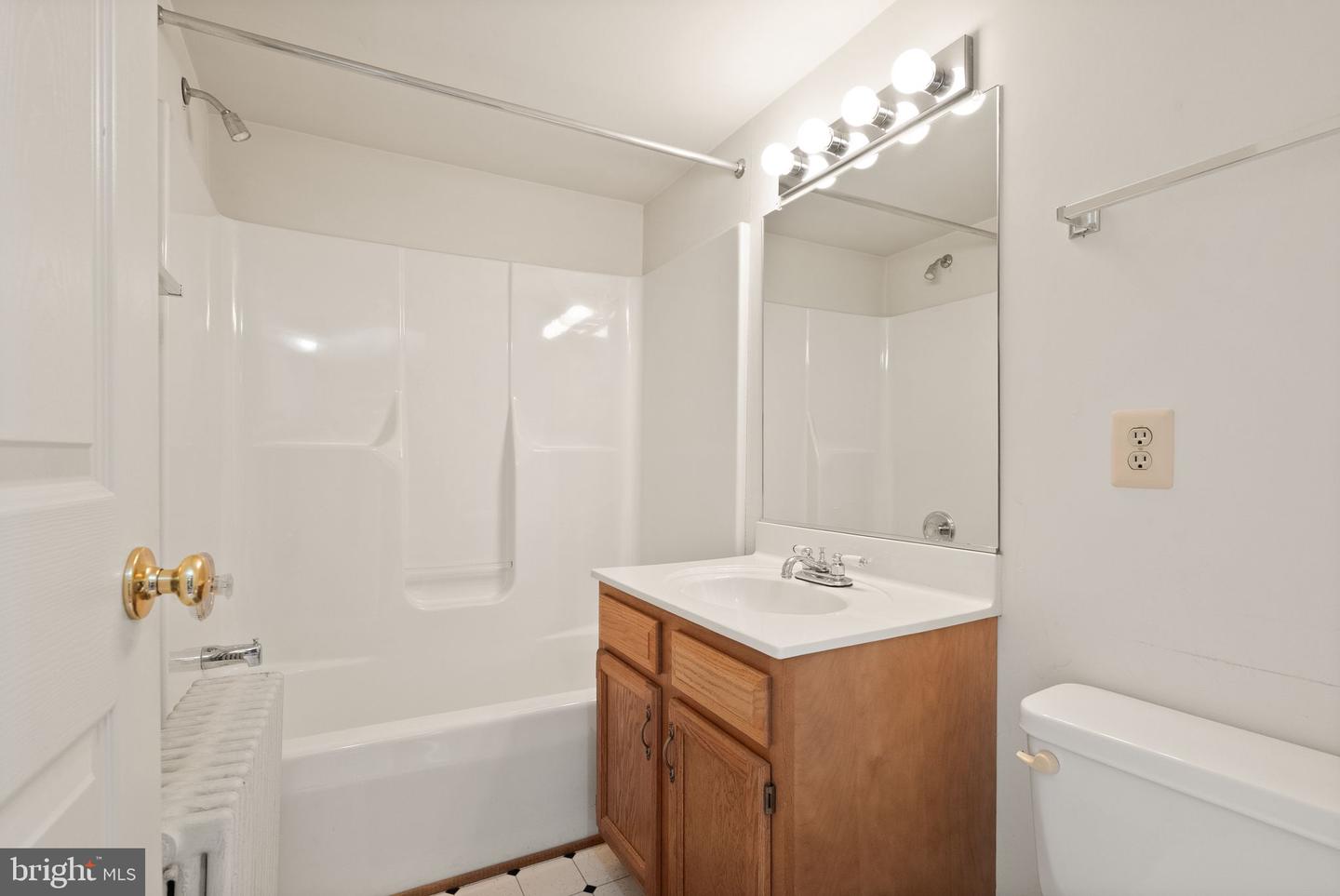 305 UNION ST, OCCOQUAN, Virginia 22125, 4 Bedrooms Bedrooms, ,3 BathroomsBathrooms,Residential,For sale,305 UNION ST,VAPW2096924 MLS # VAPW2096924